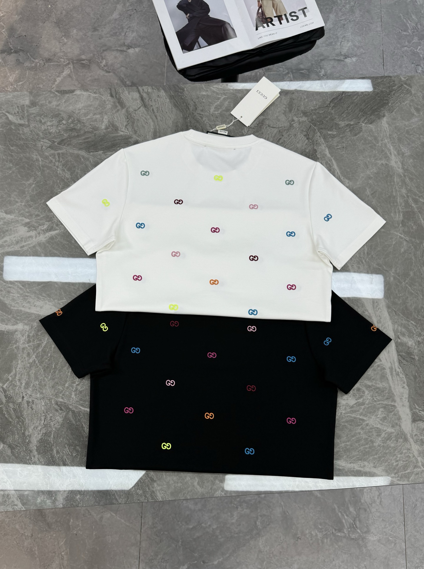 Gucci古奇25s新款莫代尔短袖T恤.满身重工3D字母绣花.糖果色彩绣花突出品牌字母设计.高克重300