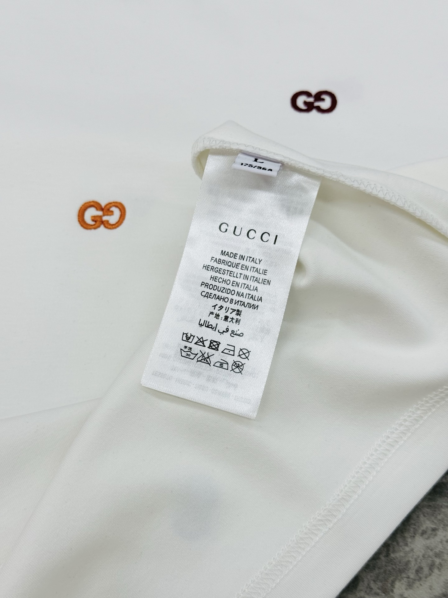 Gucci古奇25s新款莫代尔短袖T恤.满身重工3D字母绣花.糖果色彩绣花突出品牌字母设计.高克重300