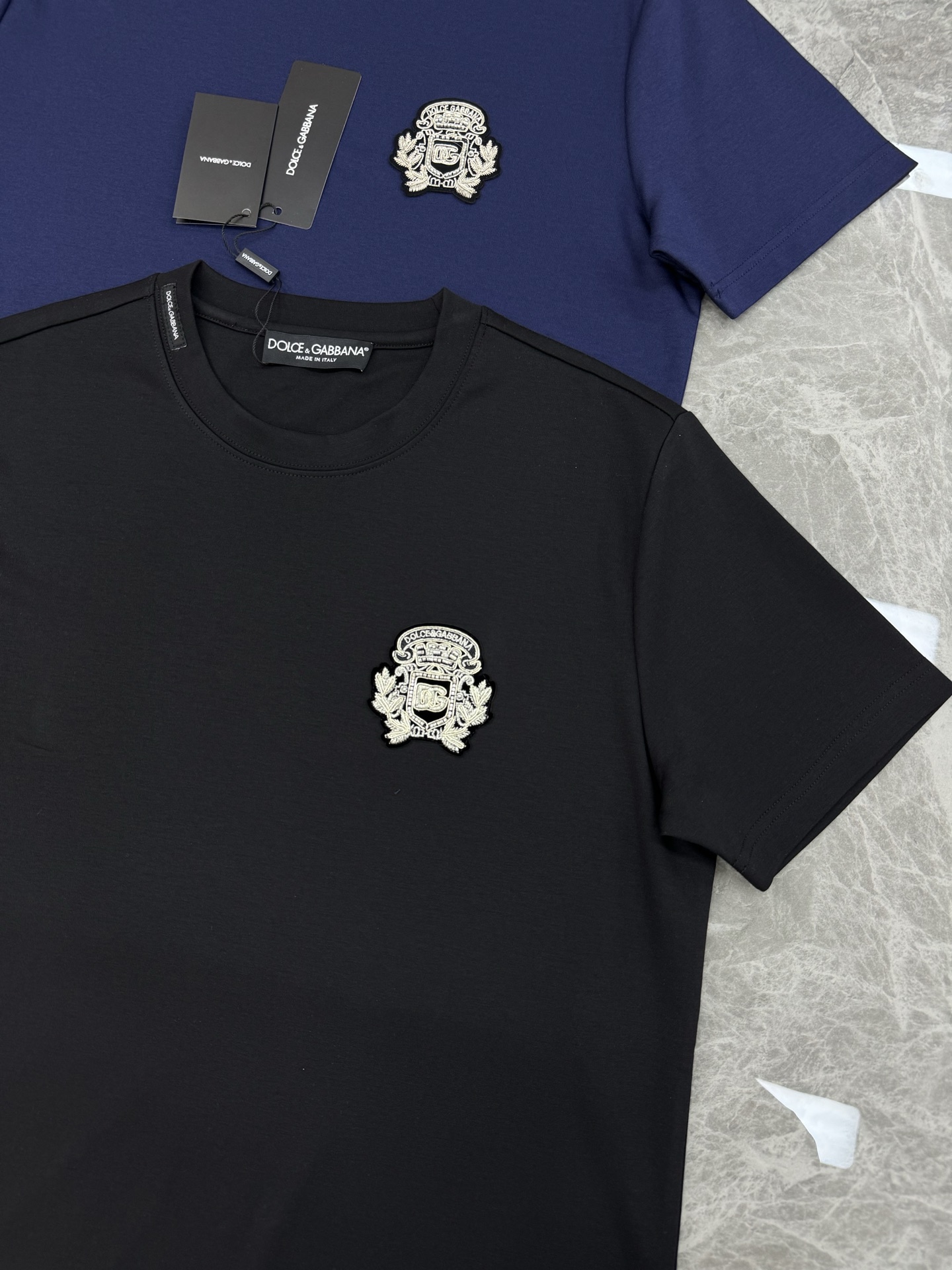 D&G*杜嘉班-纳25s新款莫代尔T恤.优选300g莫代尔棉.婴儿的触碰感觉，入手必定回购！！！面料舒适