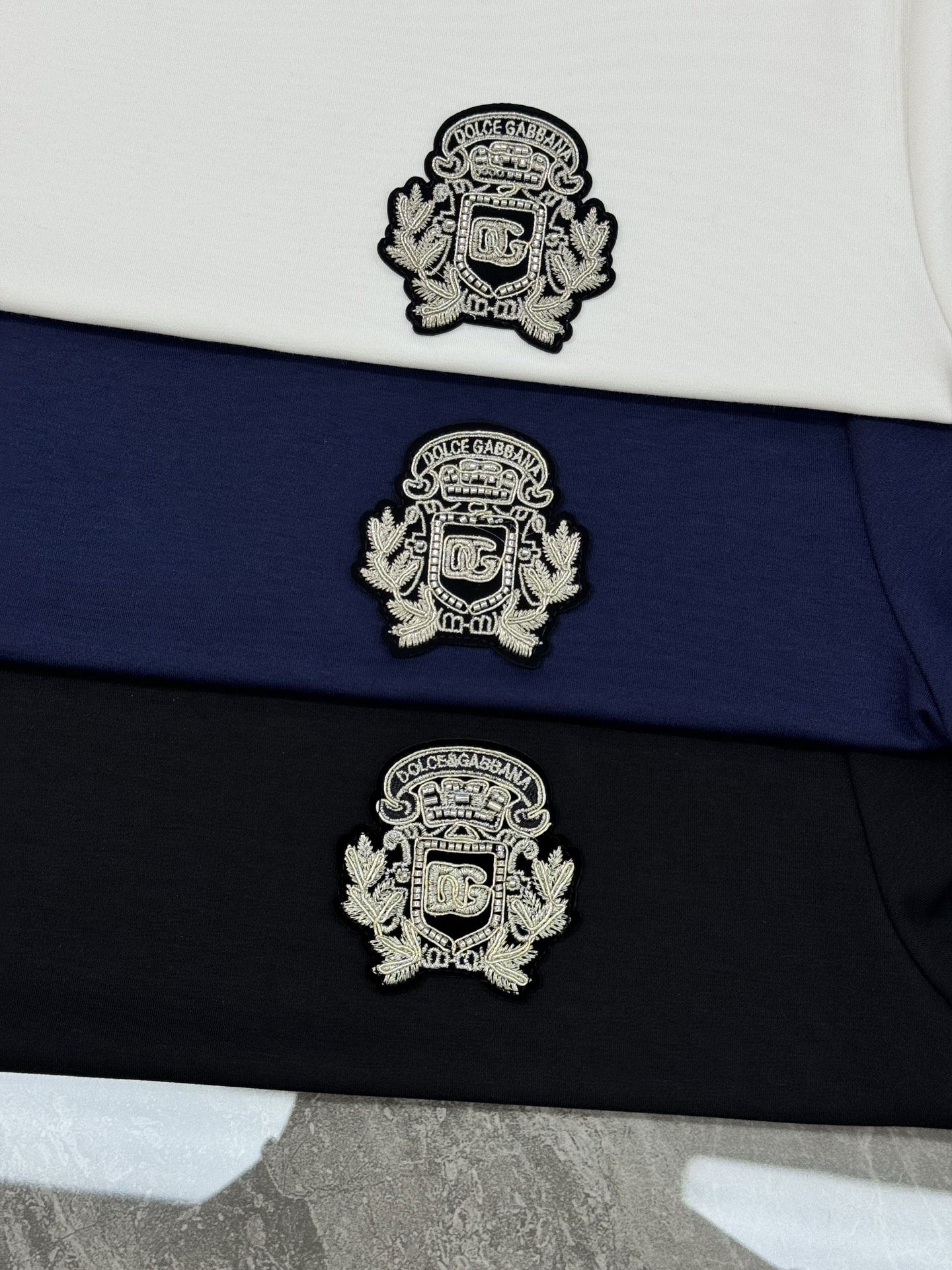 D&G*杜嘉班-纳25s新款莫代尔T恤.优选300g莫代尔棉.婴儿的触碰感觉，入手必定回购！！！面料舒适