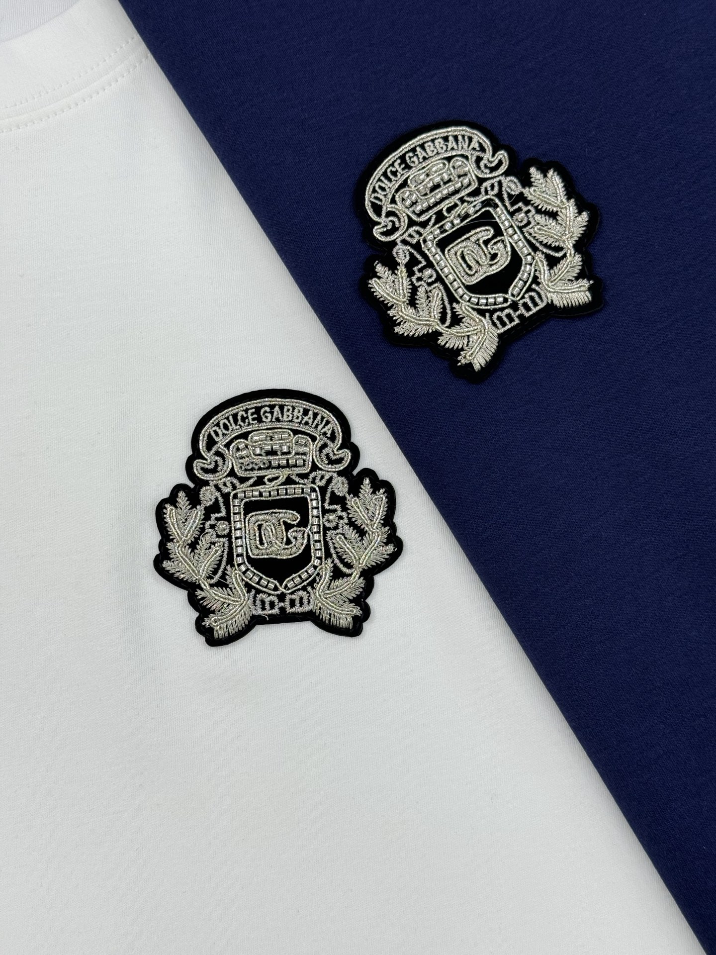 D&G*杜嘉班-纳25s新款莫代尔T恤.优选300g莫代尔棉.婴儿的触碰感觉，入手必定回购！！！面料舒适