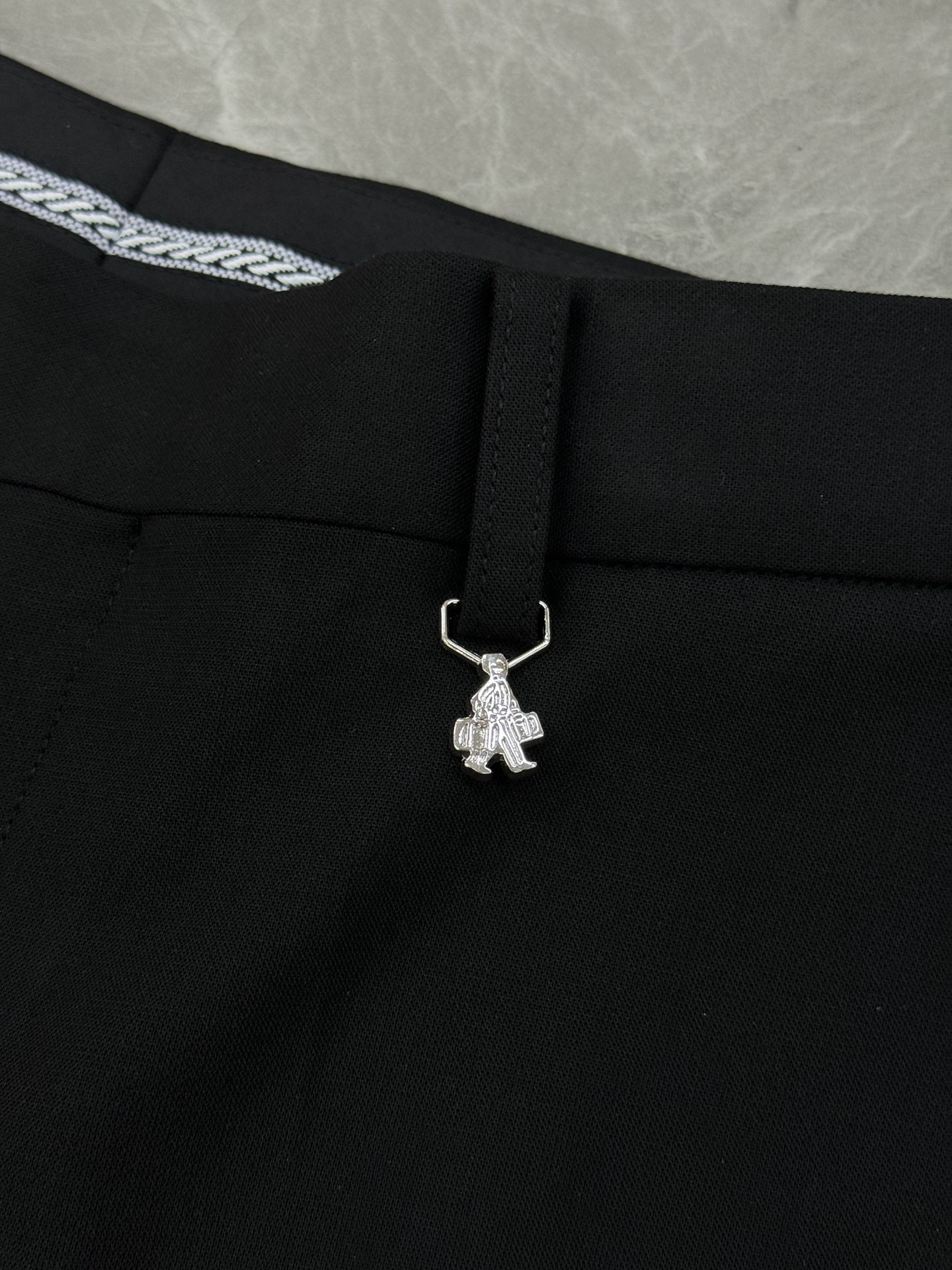 PRAD*普拉-达2025s新款男士商务套西！超高端顶尖一线成衣手工系列，西装领域里的佼佼者，世界公认的