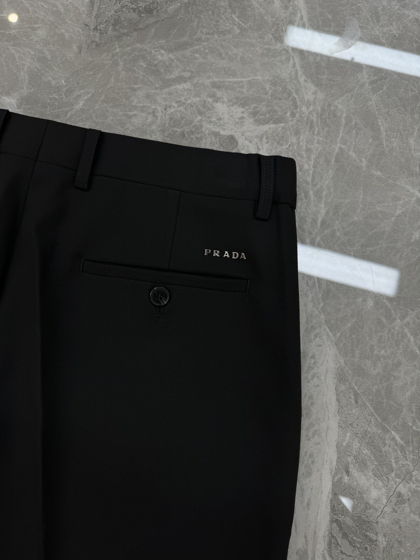 PRAD*普拉-达2025s新款男士商务套西！超高端顶尖一线成衣手工系列，西装领域里的佼佼者，世界公认的