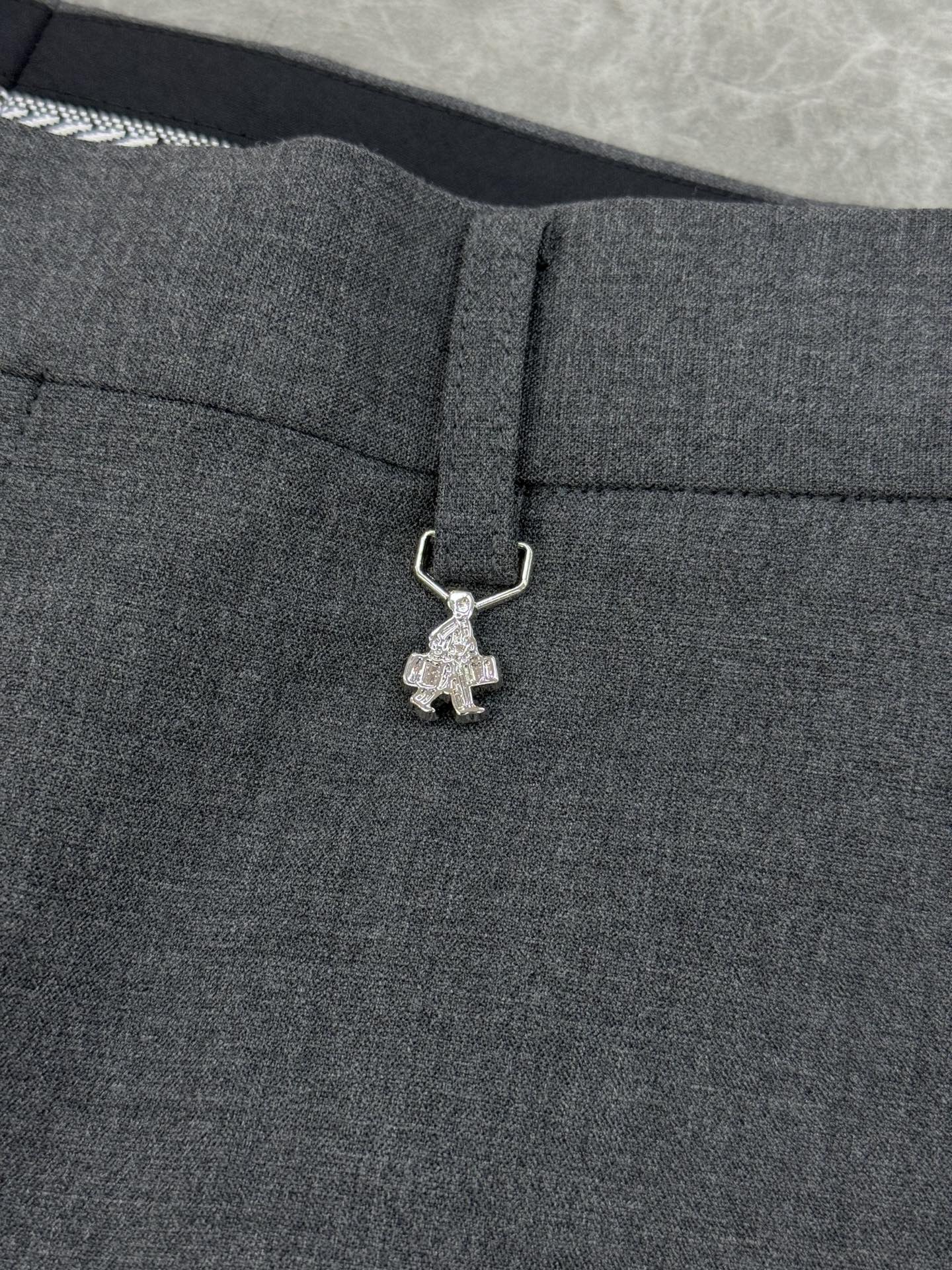 PRAD*普拉-达2025s新款男士商务套西！超高端顶尖一线成衣手工系列，西装领域里的佼佼者，世界公认的