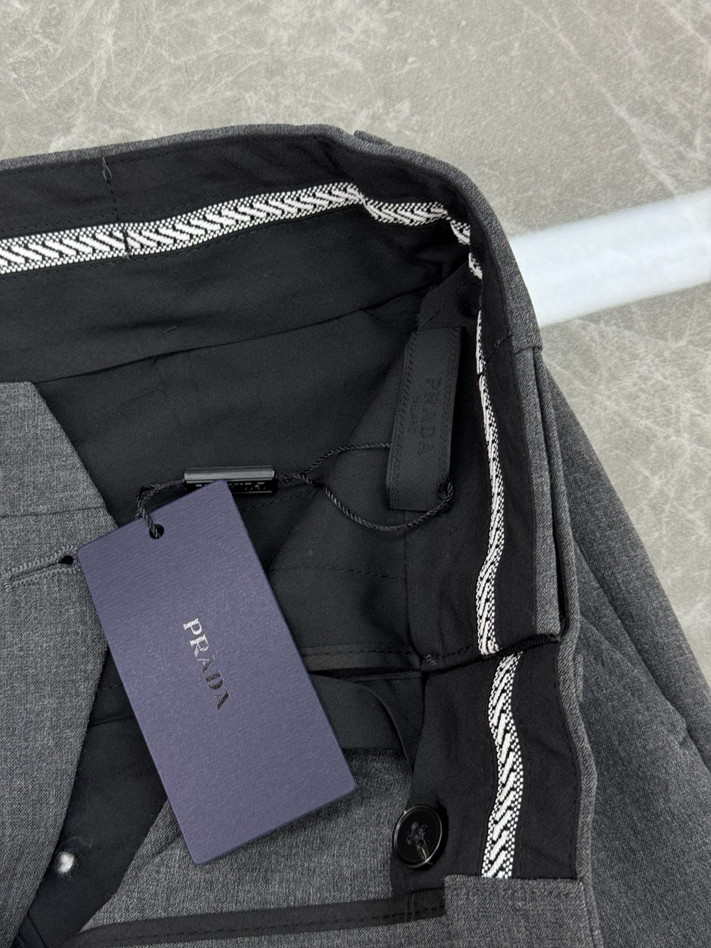 PRAD*普拉-达2025s新款男士商务套西！超高端顶尖一线成衣手工系列，西装领域里的佼佼者，世界公认的