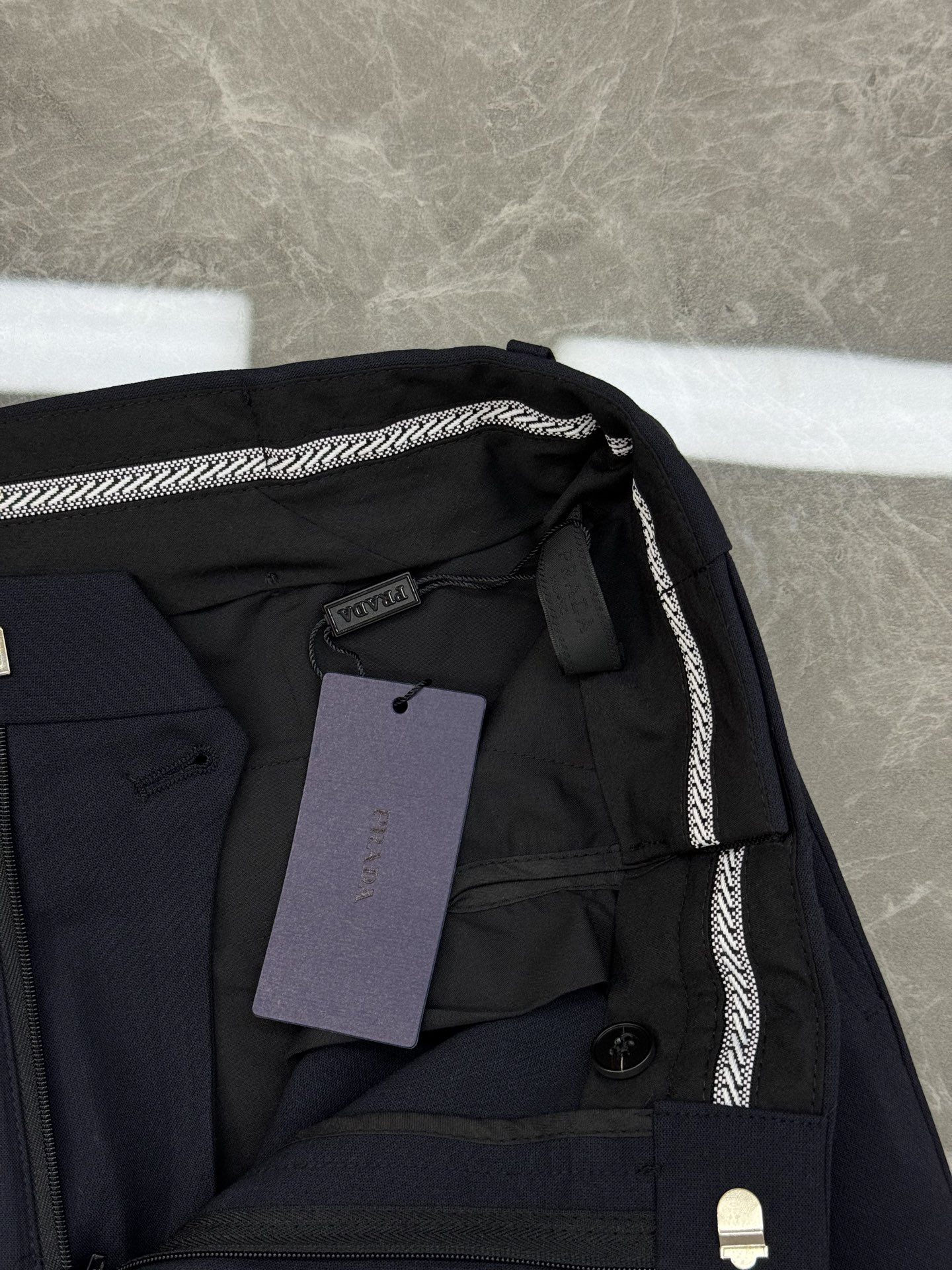 PRAD*普拉-达2025s新款男士商务套西！超高端顶尖一线成衣手工系列，西装领域里的佼佼者，世界公认的