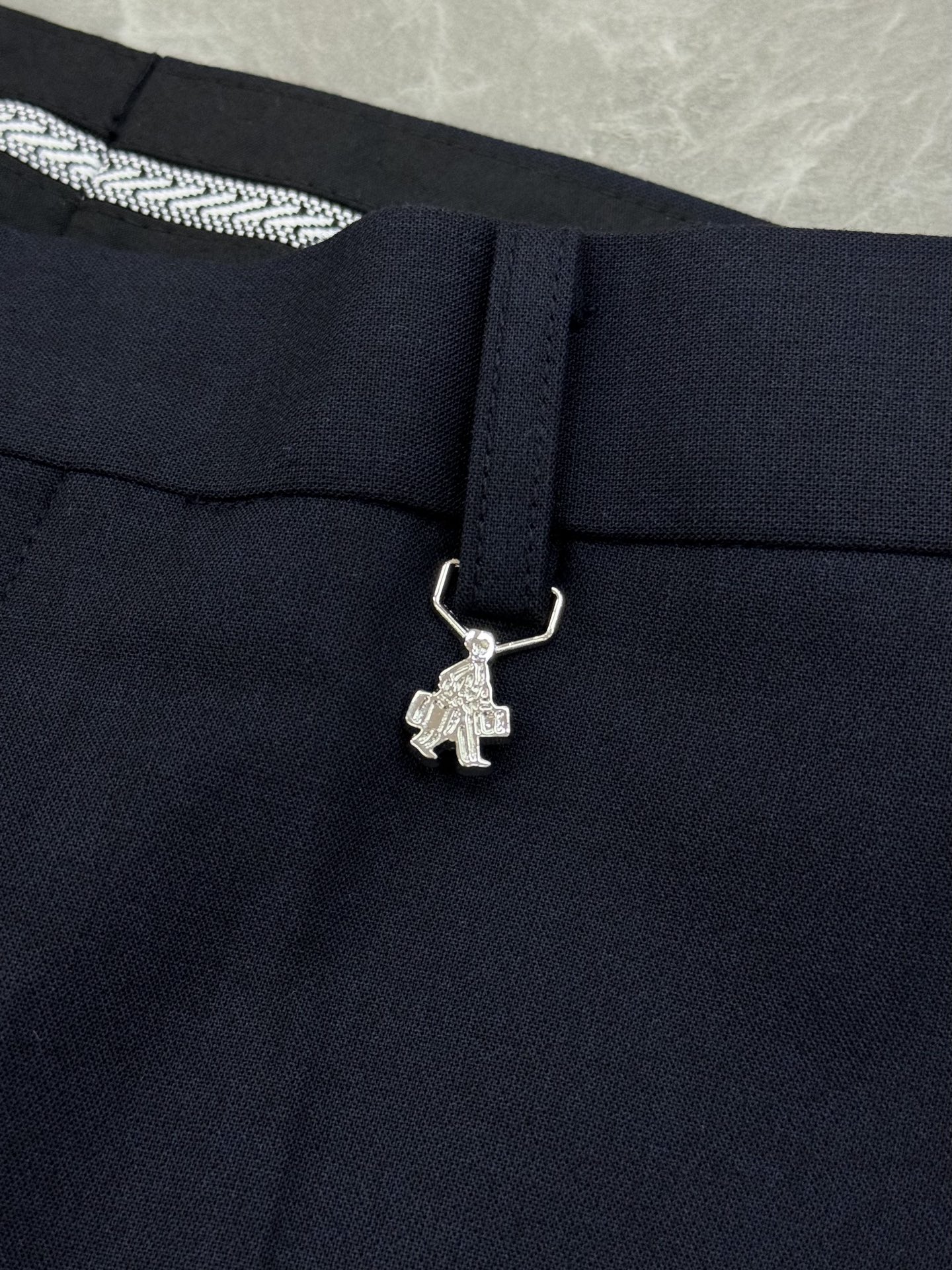 PRAD*普拉-达2025s新款男士商务套西！超高端顶尖一线成衣手工系列，西装领域里的佼佼者，世界公认的