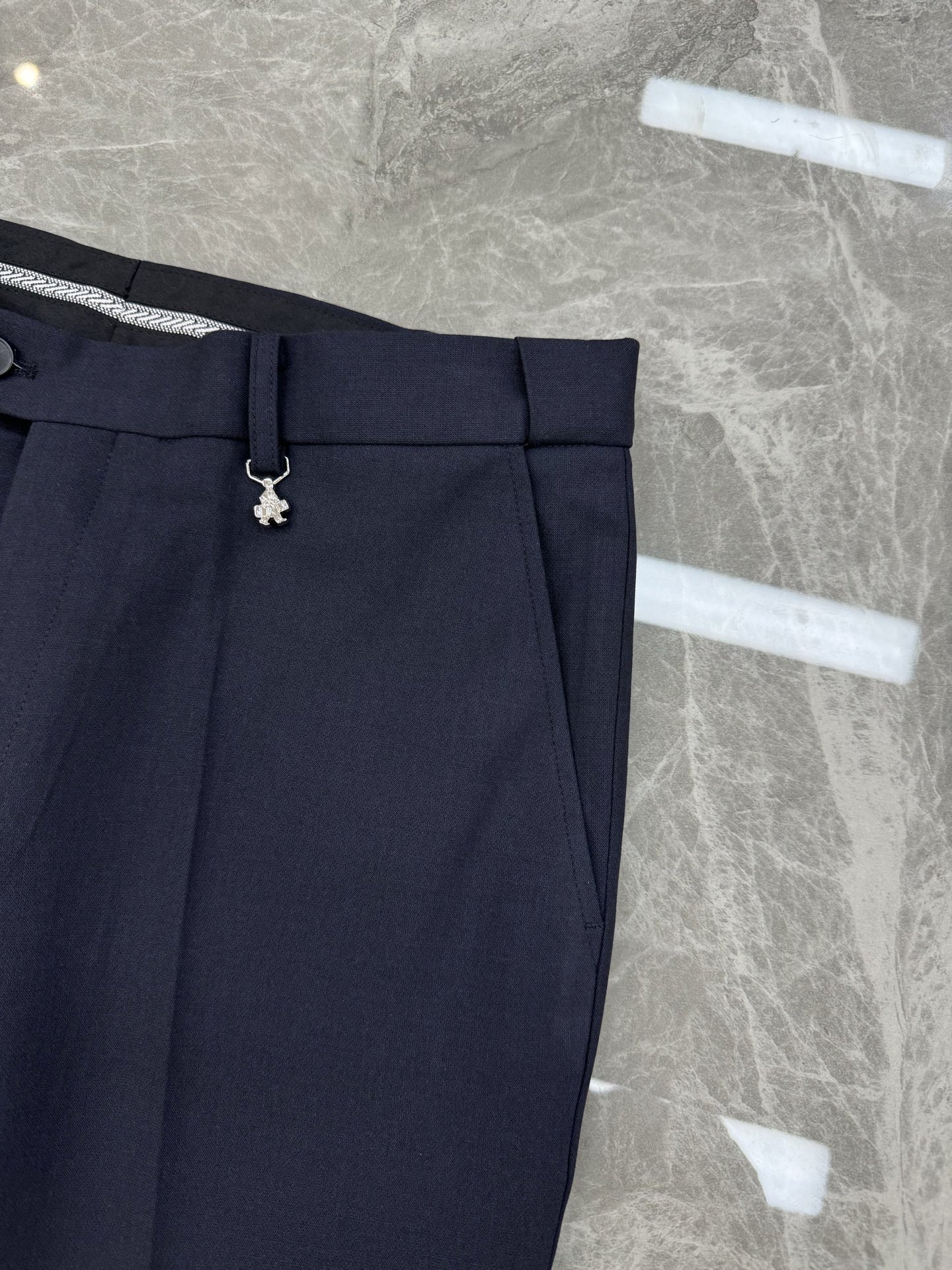 PRAD*普拉-达2025s新款男士商务套西！超高端顶尖一线成衣手工系列，西装领域里的佼佼者，世界公认的