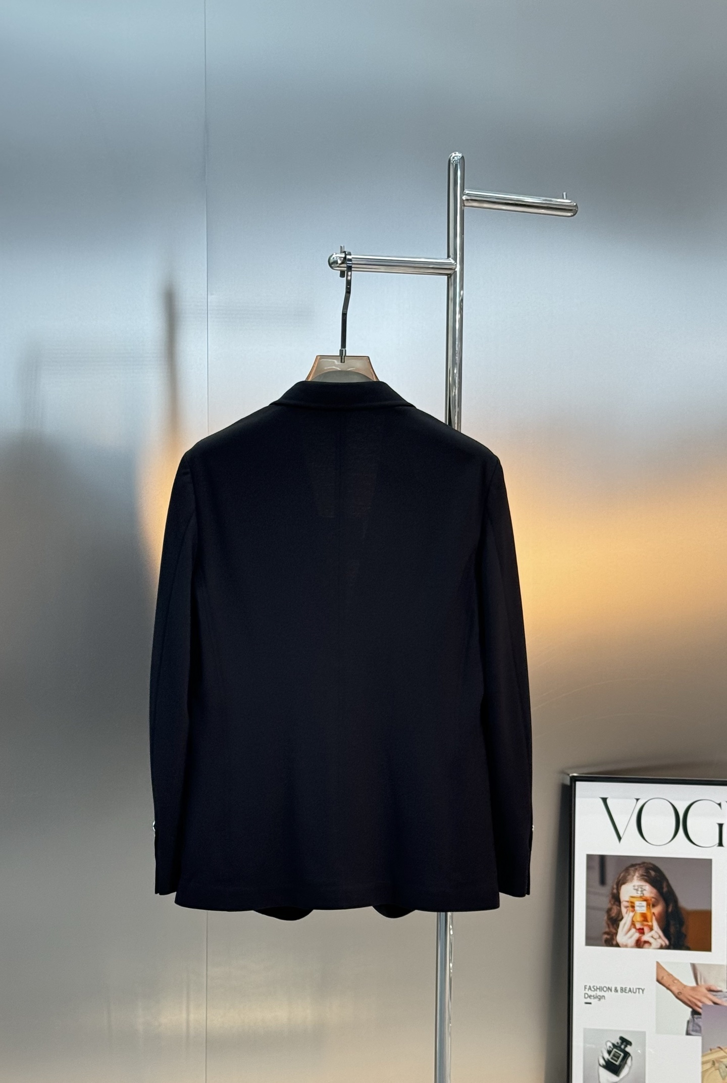 HERME*爱马仕25s休闲西服外套👨🏻外贸公司订单！胸口经典图形H马造型皮标.笔挺垂感十足，高端定制锦