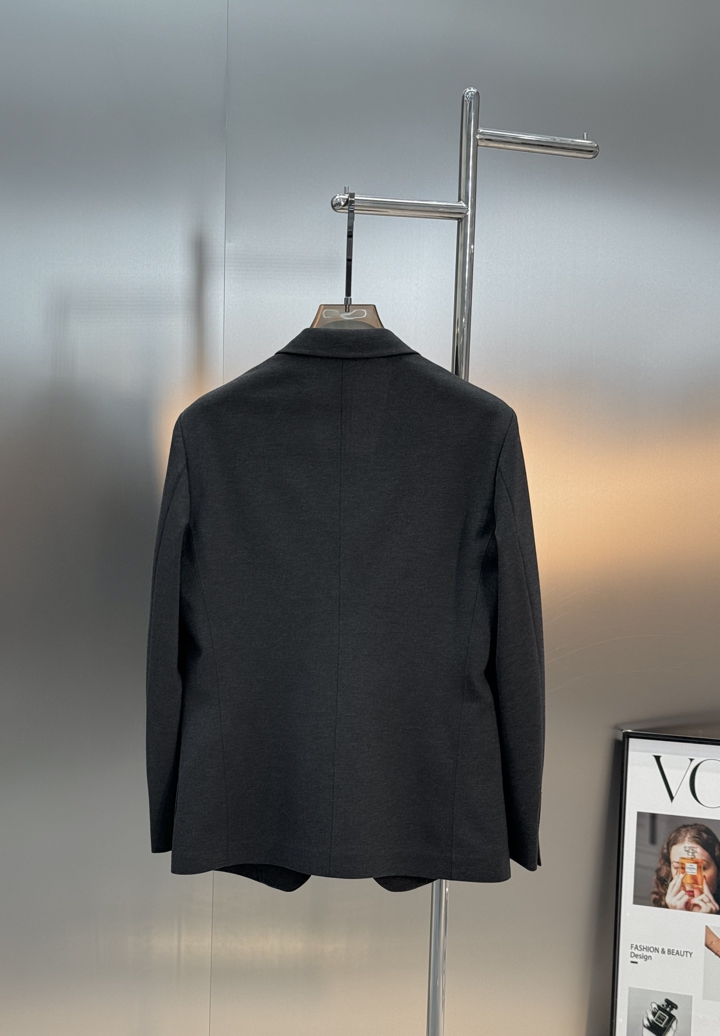 HERME*爱马仕25s休闲西服外套👨🏻外贸公司订单！胸口经典橘色品牌金属字母皮标.笔挺垂感十足，高端定