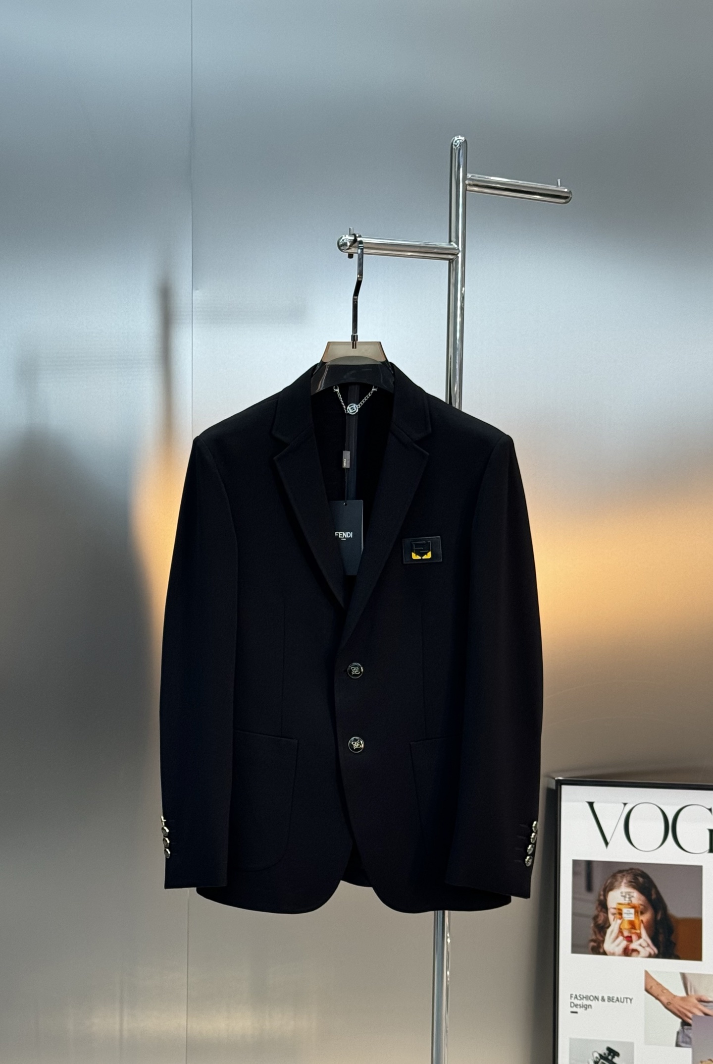 FENDI芬迪25s新款西服外套👨🏻大爆款来了🔥外贸公司订单！胸口FF小怪兽皮标标识.低调奢华！订制进口