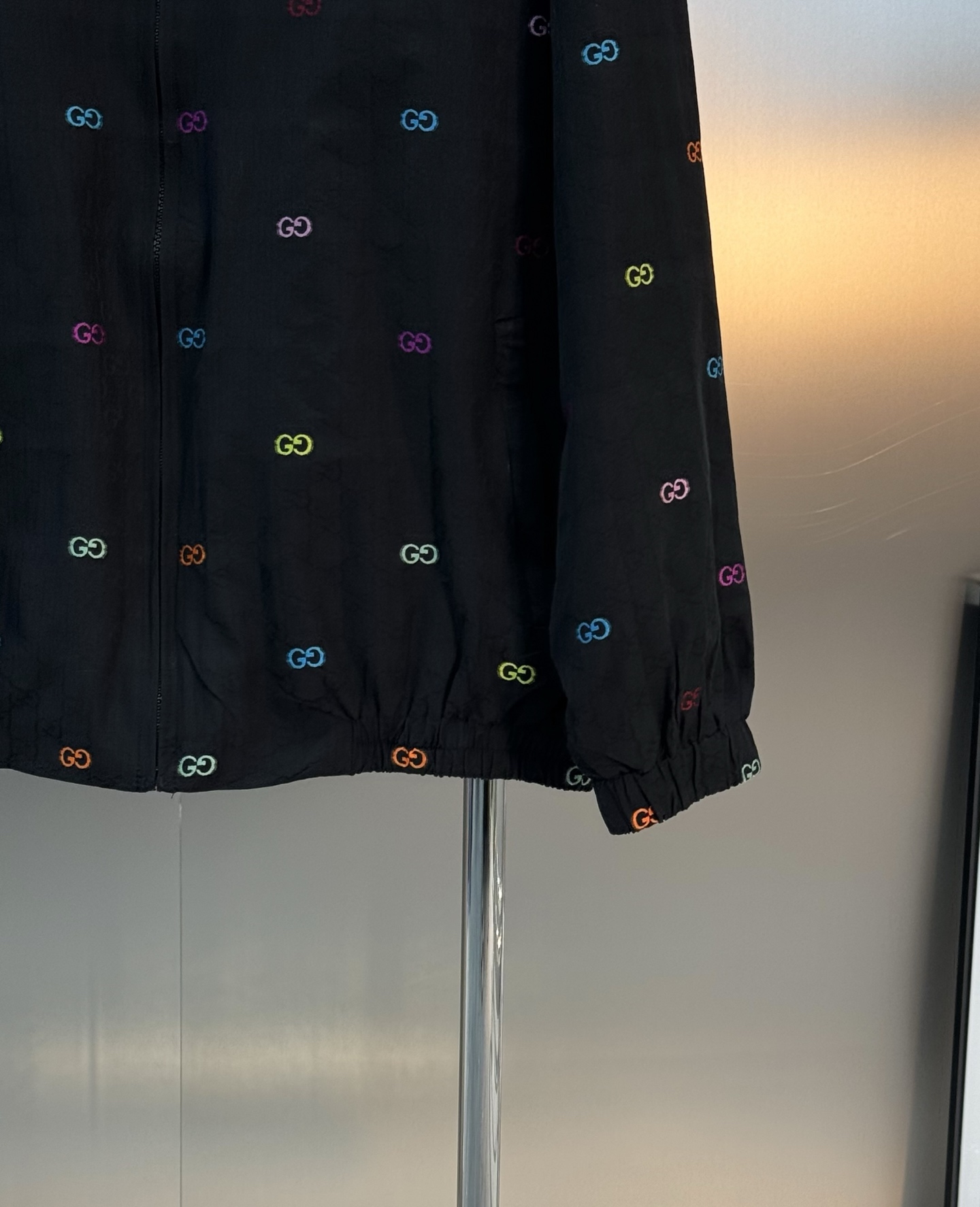 Gucci古奇25FW新款连帽夹克.原单推荐！以黑色GG棉质格子布匠心打造，通体缀饰GG刺绣🪡早秋系列融