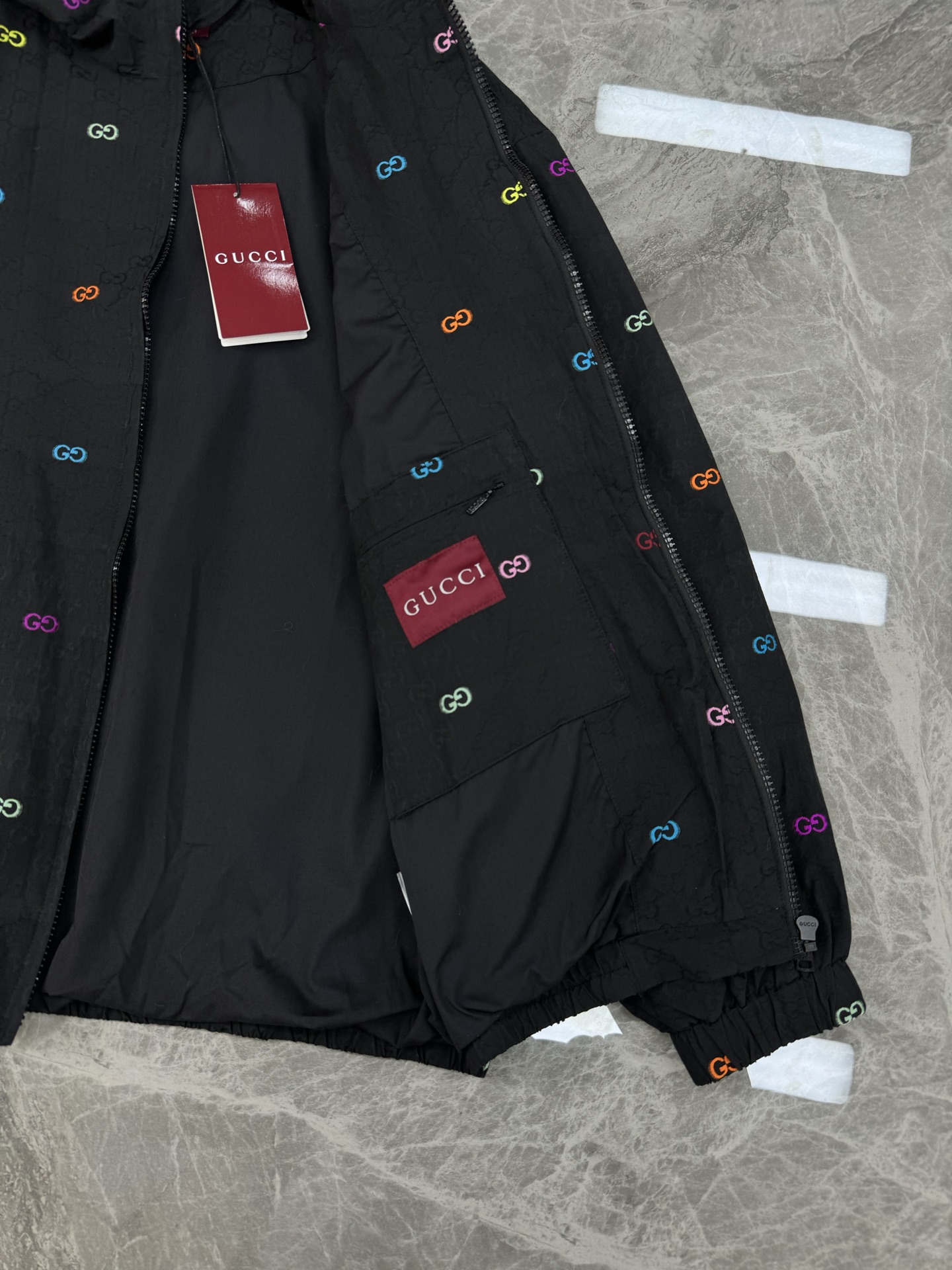 Gucci古奇25FW新款连帽夹克.原单推荐！以黑色GG棉质格子布匠心打造，通体缀饰GG刺绣🪡早秋系列融