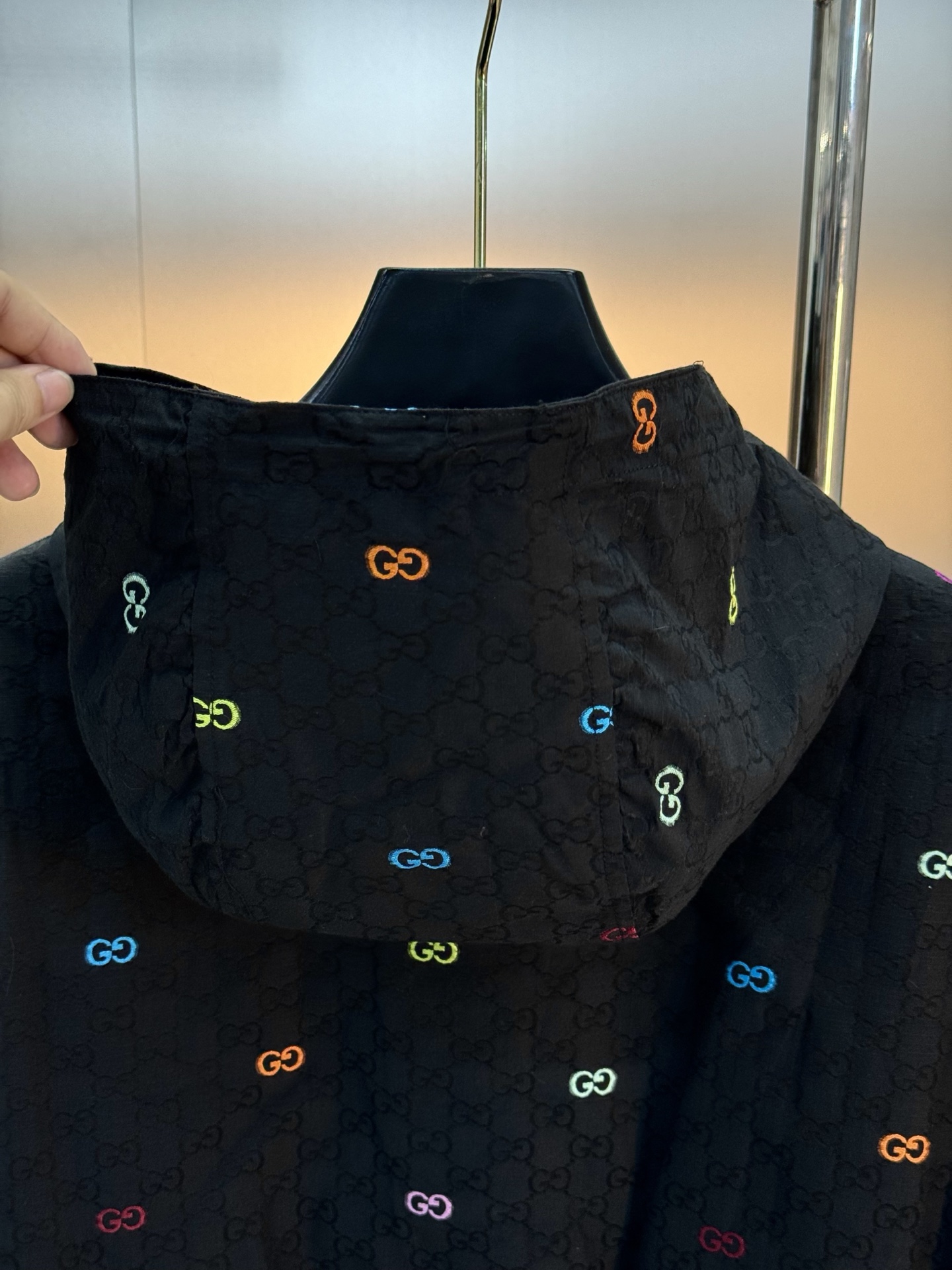 Gucci古奇25FW新款连帽夹克.原单推荐！以黑色GG棉质格子布匠心打造，通体缀饰GG刺绣🪡早秋系列融