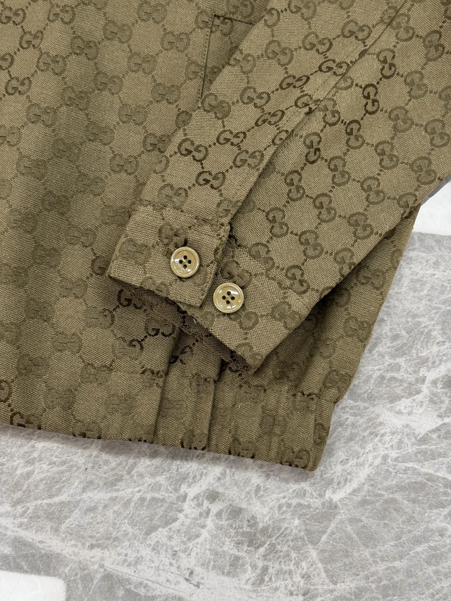 Gucci古奇25FW秋冬新品！GG帆布飞行夹克外套.男女同款！2025早秋系列运用精致又华丽的面料演绎