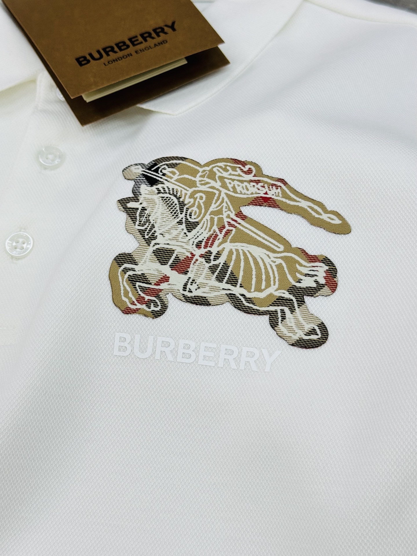 BBR巴宝莉25s秋季男士长袖翻领Polo.胸前经典徽标.经典格子战马标识尽显高级感！！！标签化的东西不