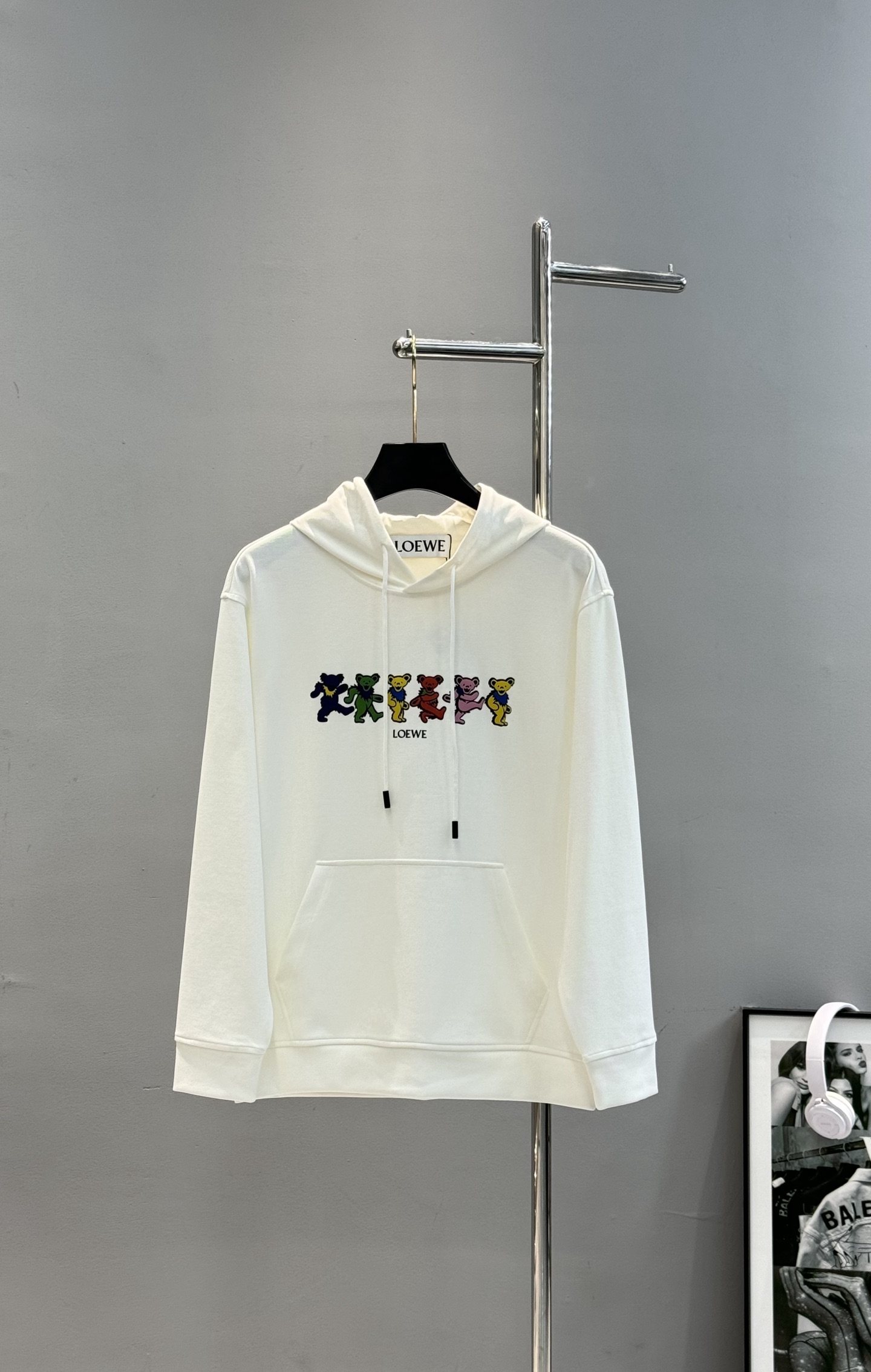 Loew*e 罗意-威25s新款潮牌T恤.男女同款！最新花型小熊造型设计.非常减龄！os版型不挑人，搭配