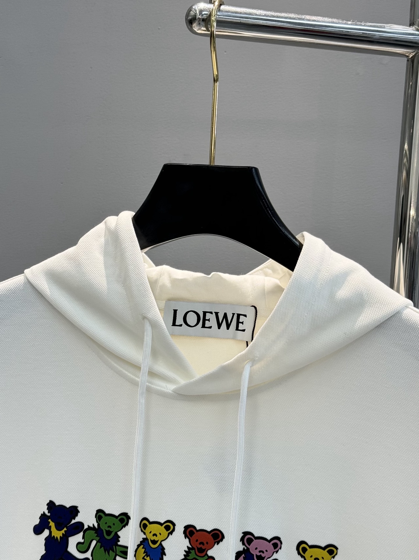 Loew*e 罗意-威25s新款潮牌T恤.男女同款！最新花型小熊造型设计.非常减龄！os版型不挑人，搭配