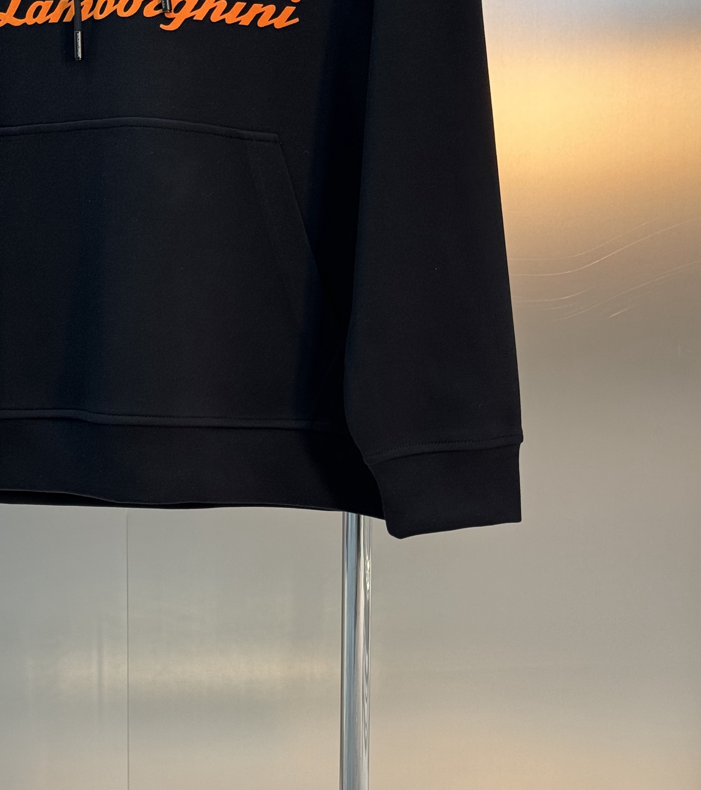 Balenciag*巴黎家25s新款连帽卫衣.联名款兰博基尼.男女同款！os版型真的很迷人.品牌图形字母