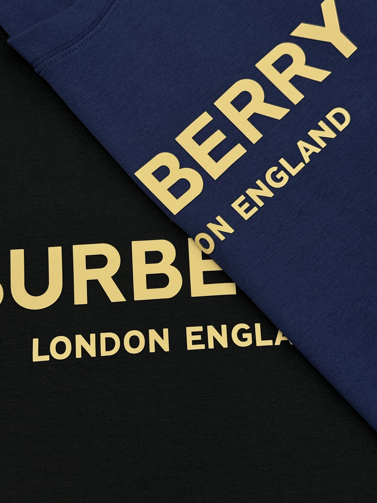 BBR*巴宝莉25s新款字母T恤.焕新升级百搭基础款，贸易公司出品！！甄选优质有机300g莫代尔棉面料，