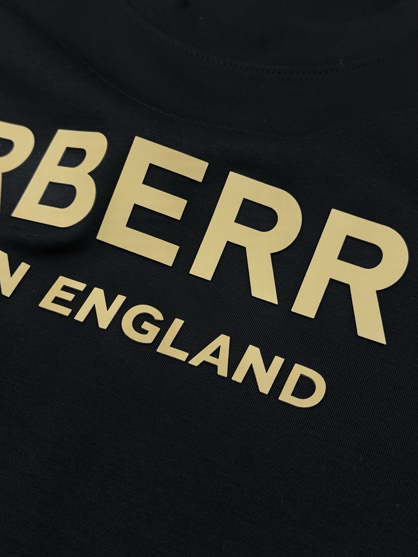 BBR*巴宝莉25s新款字母T恤.焕新升级百搭基础款，贸易公司出品！！甄选优质有机300g莫代尔棉面料，