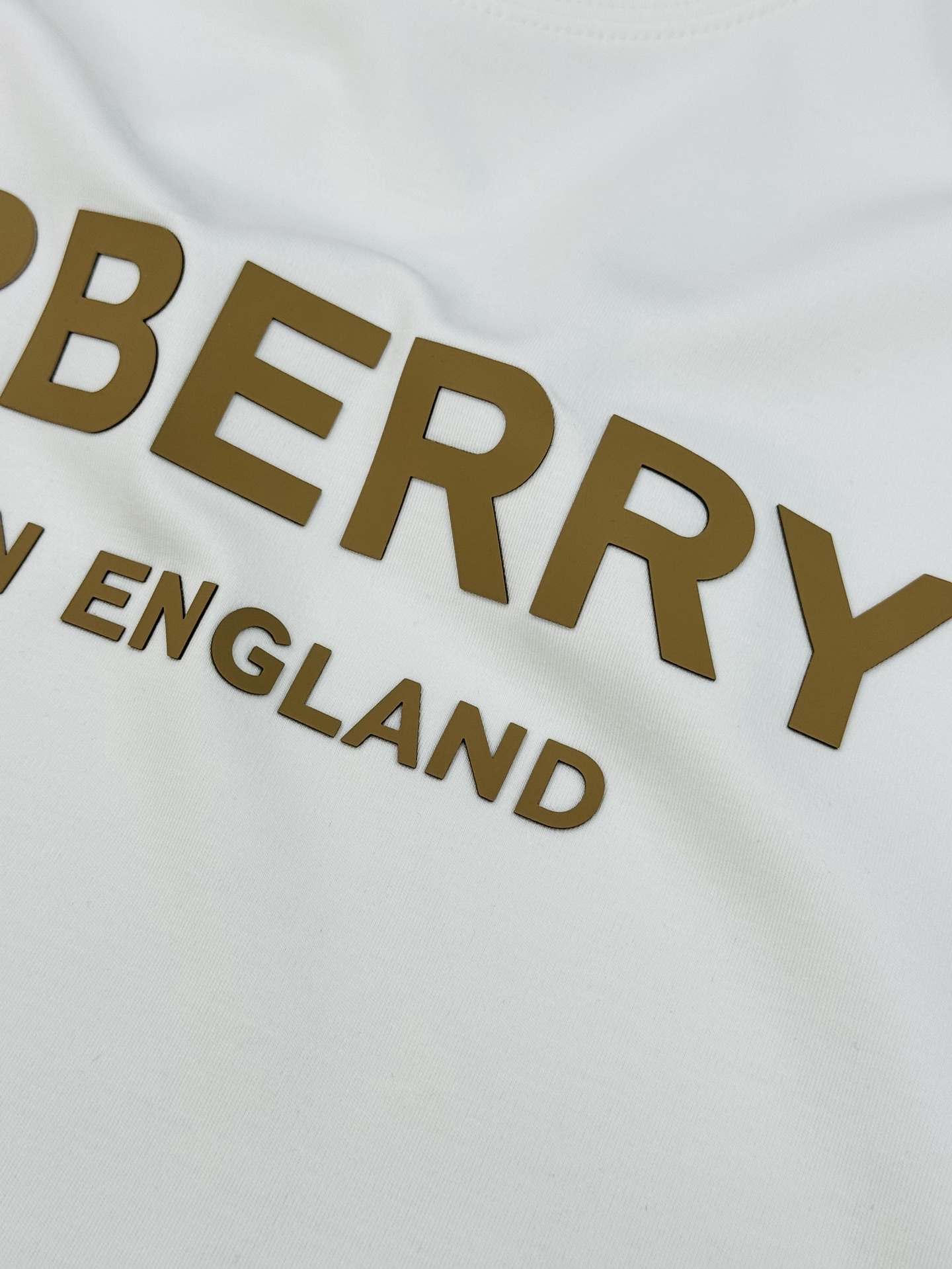 BBR*巴宝莉25s新款字母T恤.焕新升级百搭基础款，贸易公司出品！！甄选优质有机300g莫代尔棉面料，