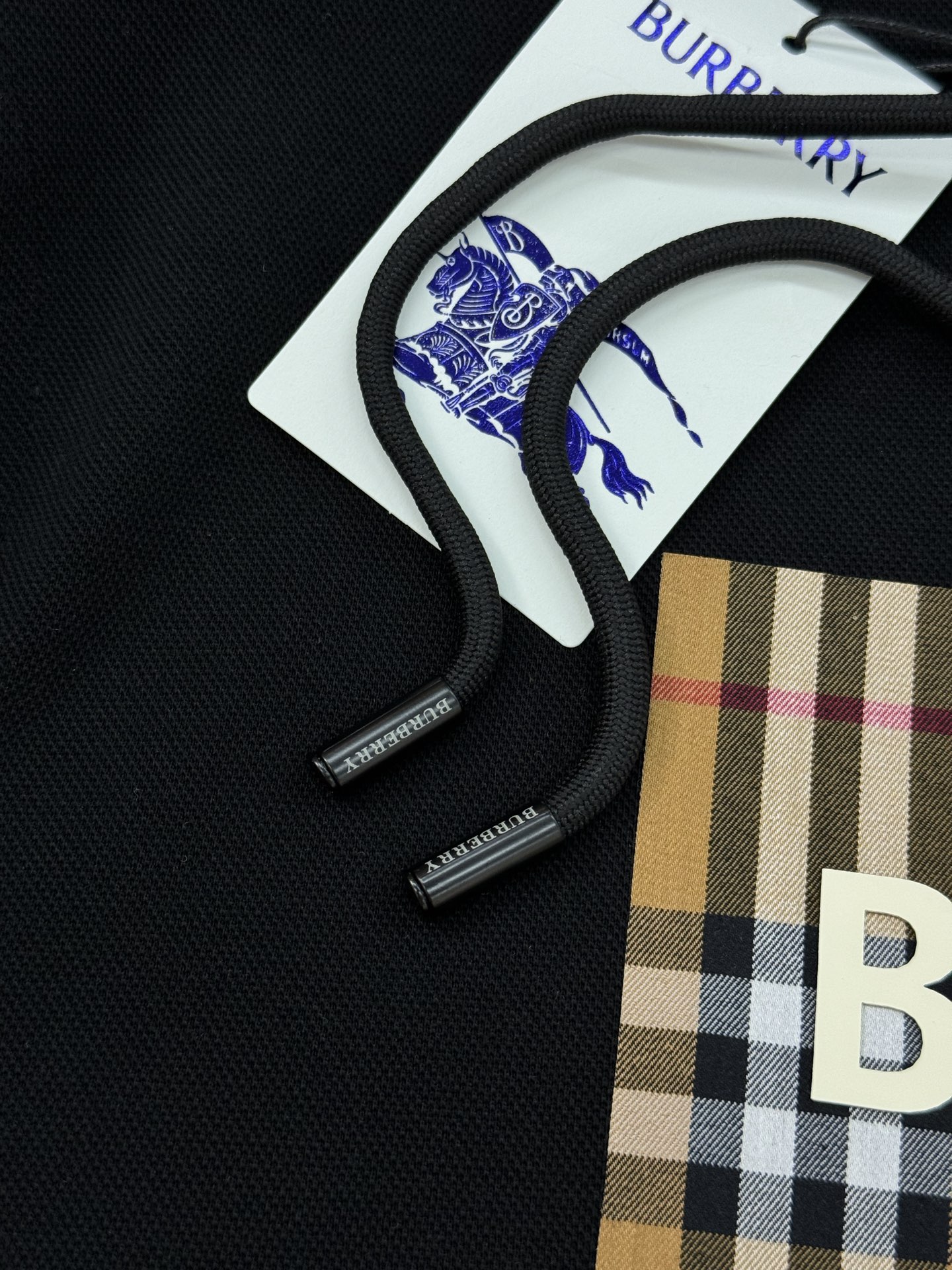 BBR*巴宝-莉2025s新品连帽卫衣.男女同款！经典战马🐎胸前撞色层叠搭配.巴布瑞格子搭配战马烫画.帅