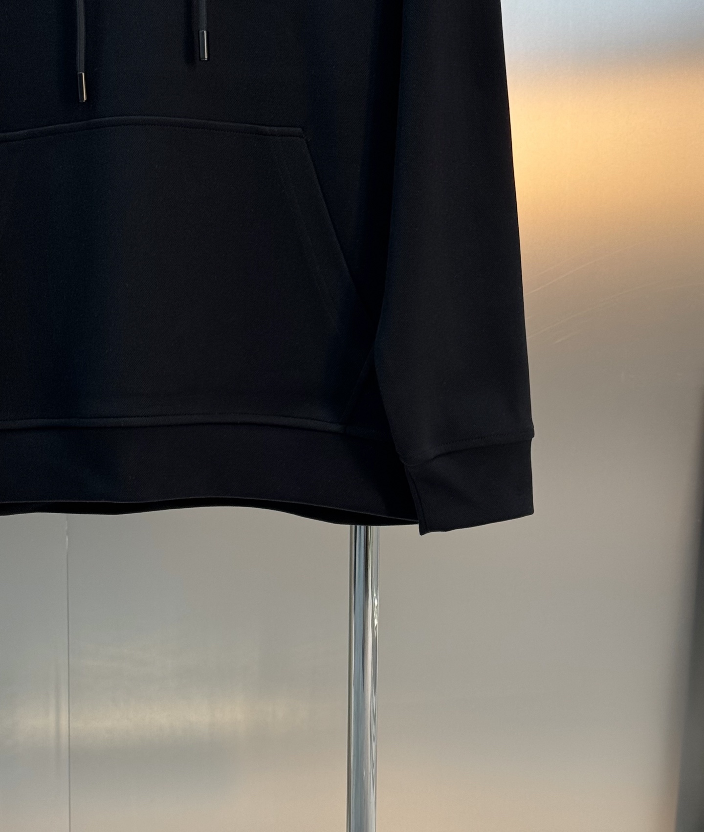 THOM BROWNE汤姆布朗25s新款连帽卫衣.男女同款！胸口及后背经典TB小狗造型设计.高温叠加烫画