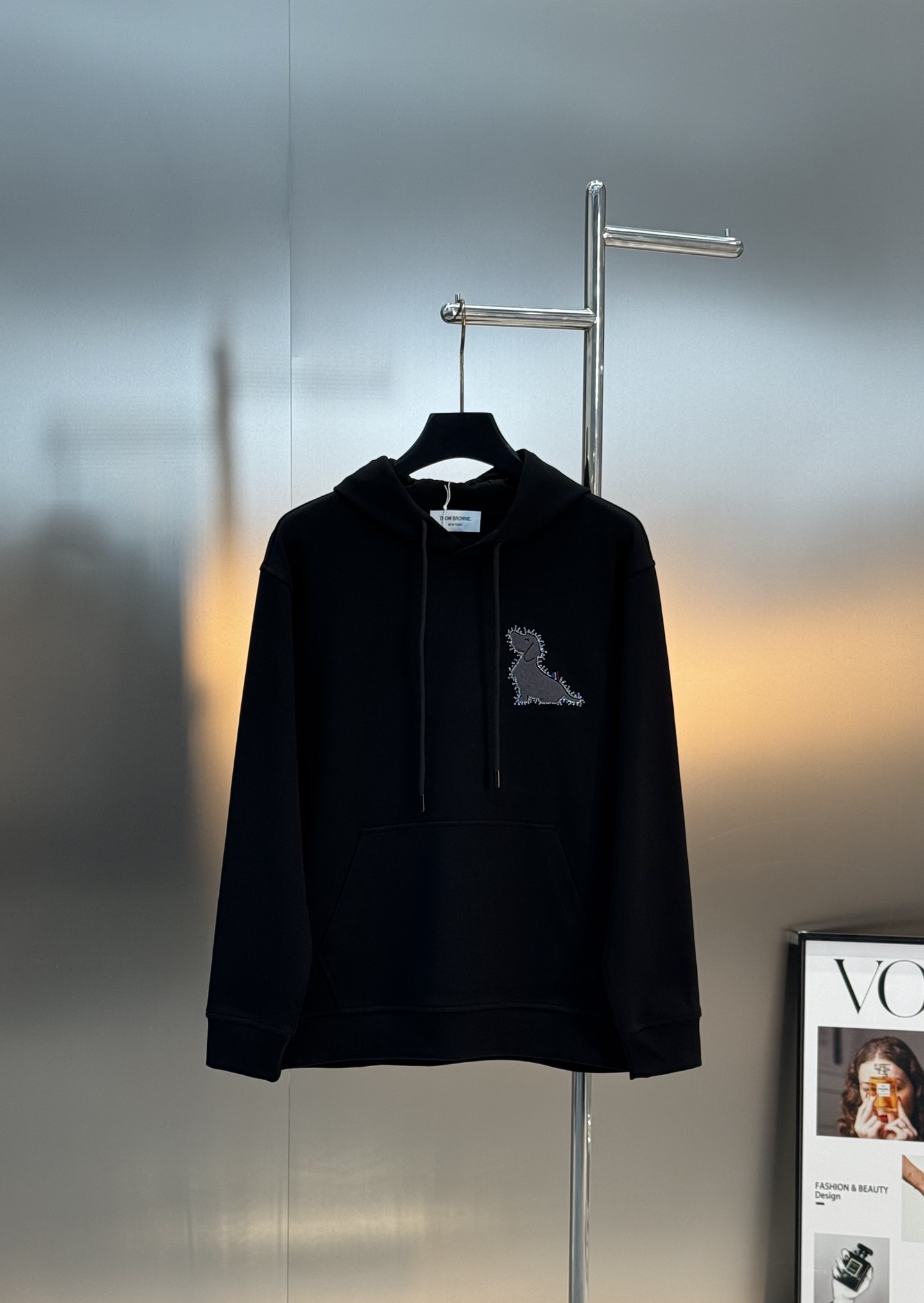 THOM BROWNE汤姆布朗25s新款连帽卫衣.男女同款！胸口及后背经典TB小狗造型设计.高温叠加烫画