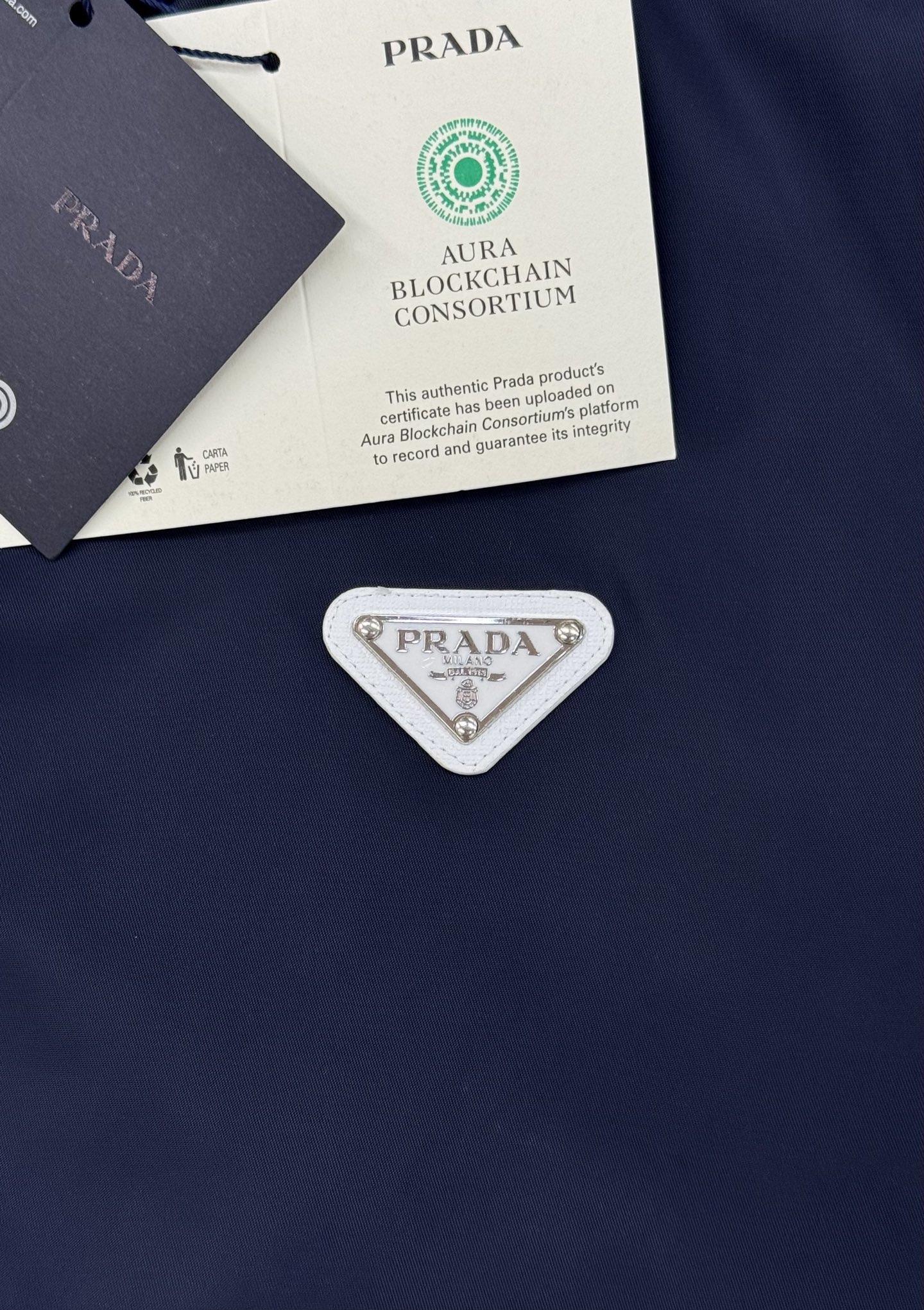 PRADA普拉达25s新品棒球款夹克🆕意大利进口面料时尚夹克风衣外套。上身更随意大方，专柜原版五金奢华高