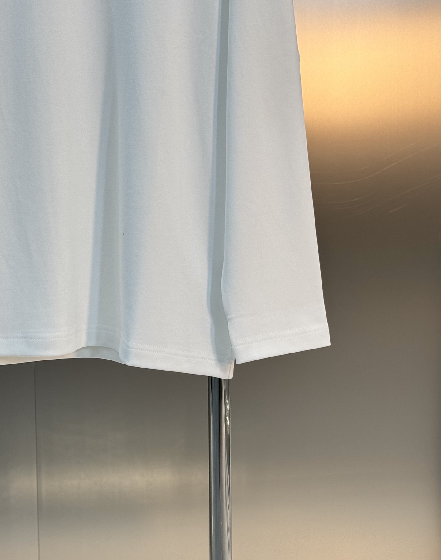 顶级颜值担当！GUCC*25s新款莫代尔长袖T恤.当季颜值担当.经典红绿条G家流行色来了～领口袖口酒红绿