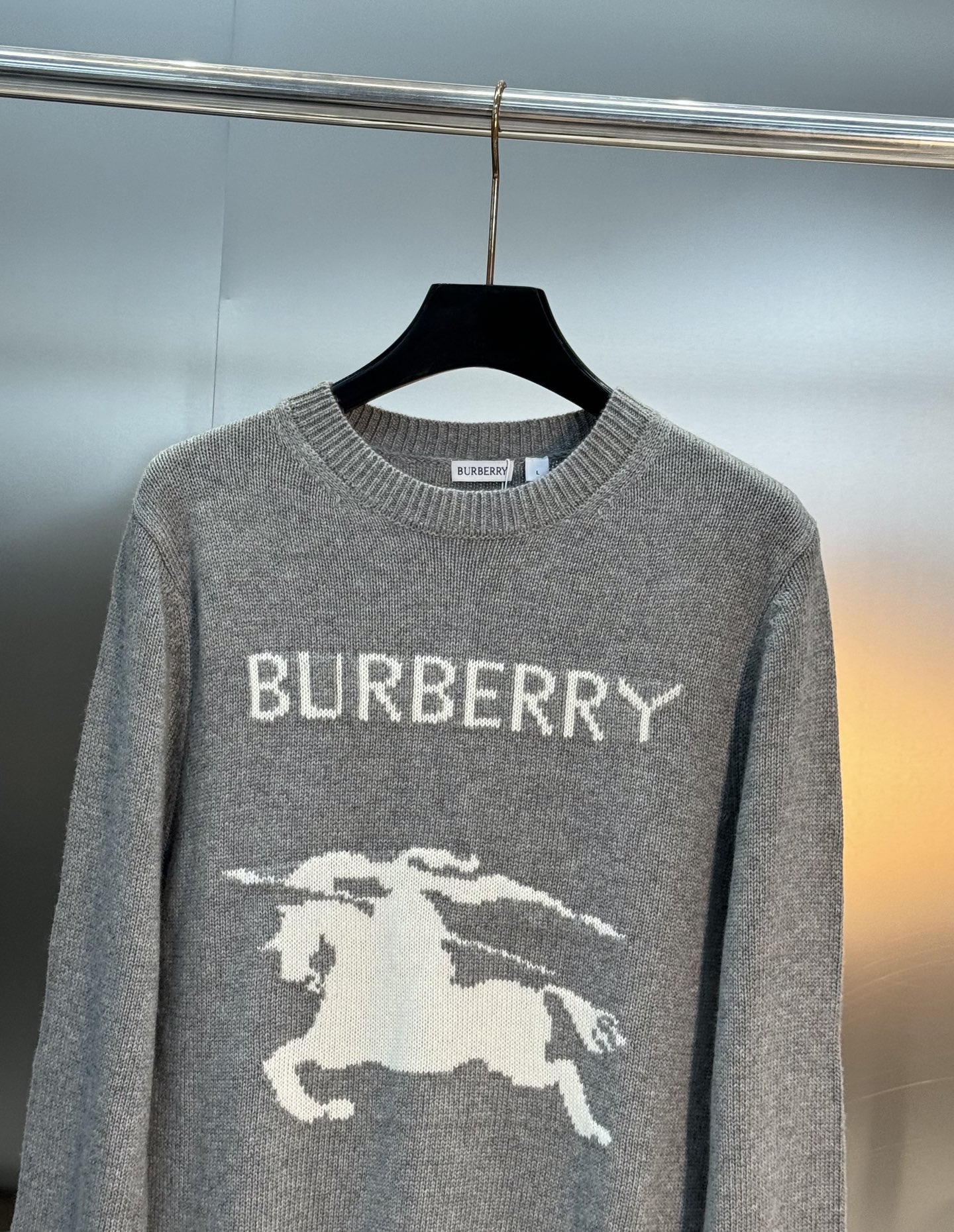 Burberry巴宝莉马术骑士徽标针织衫.原单推荐.男女同款！B BR马术骑士徽标针织衫，厚质羊毛羊绒混