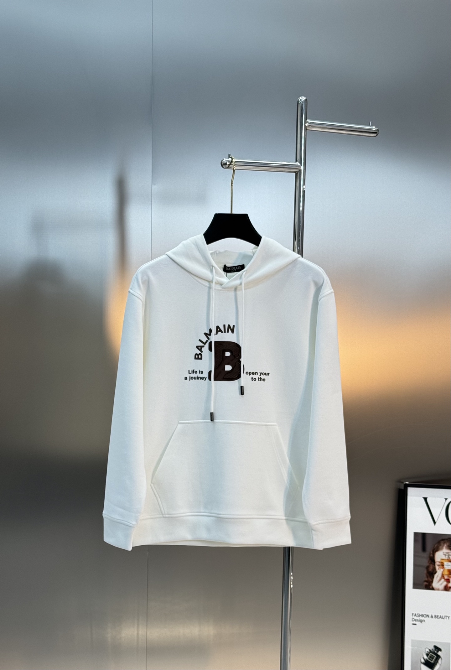 BALAIN CIAGA25s巴黎新款连帽卫衣，棉质面料柔软舒适，胸前“Life is a journe
