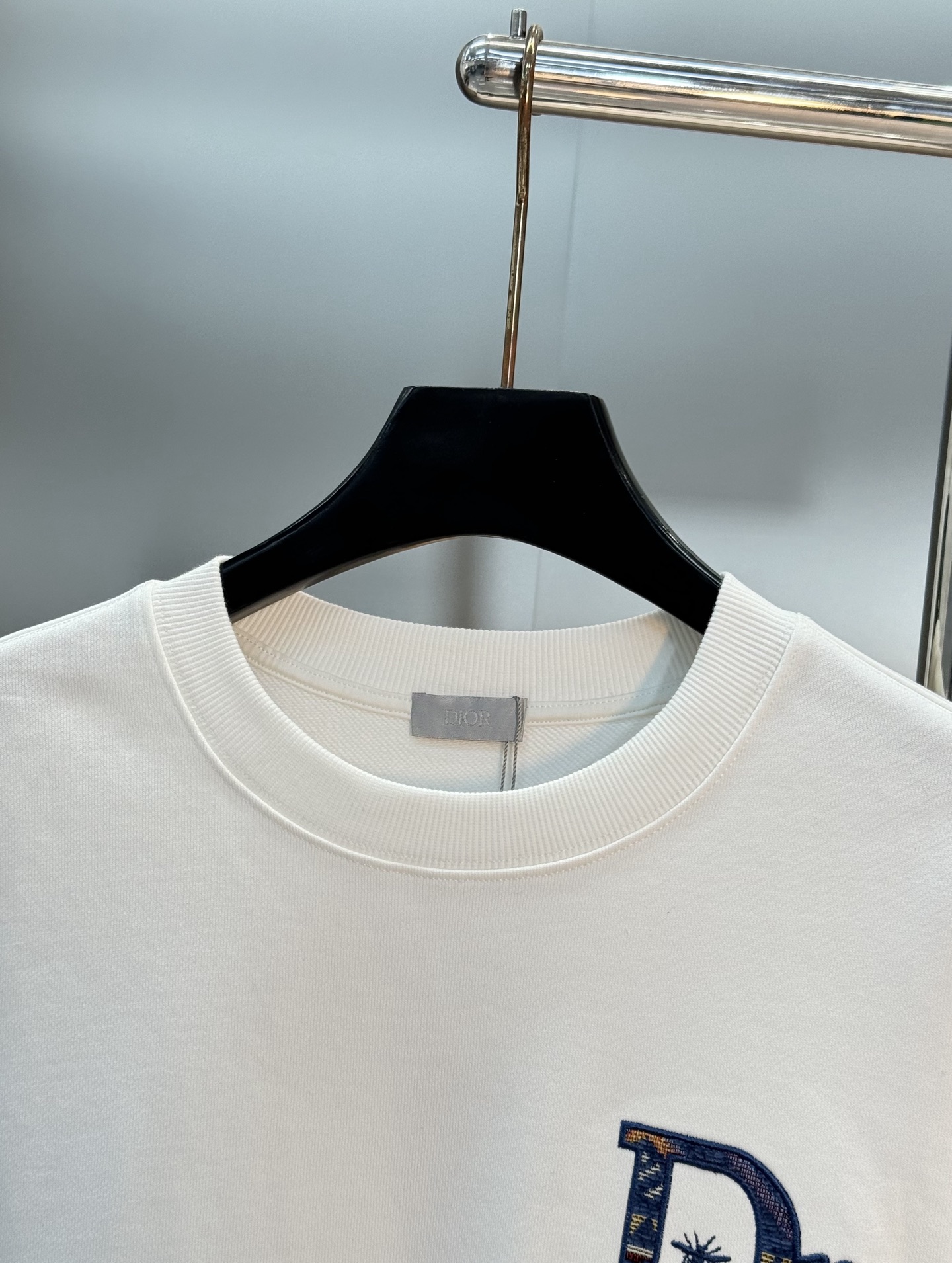 Dior Embroidered Letter Sweatshirt, Soft and Warm Cotton Fabric, Round Neck 4 i1760339996560 9005 0 2