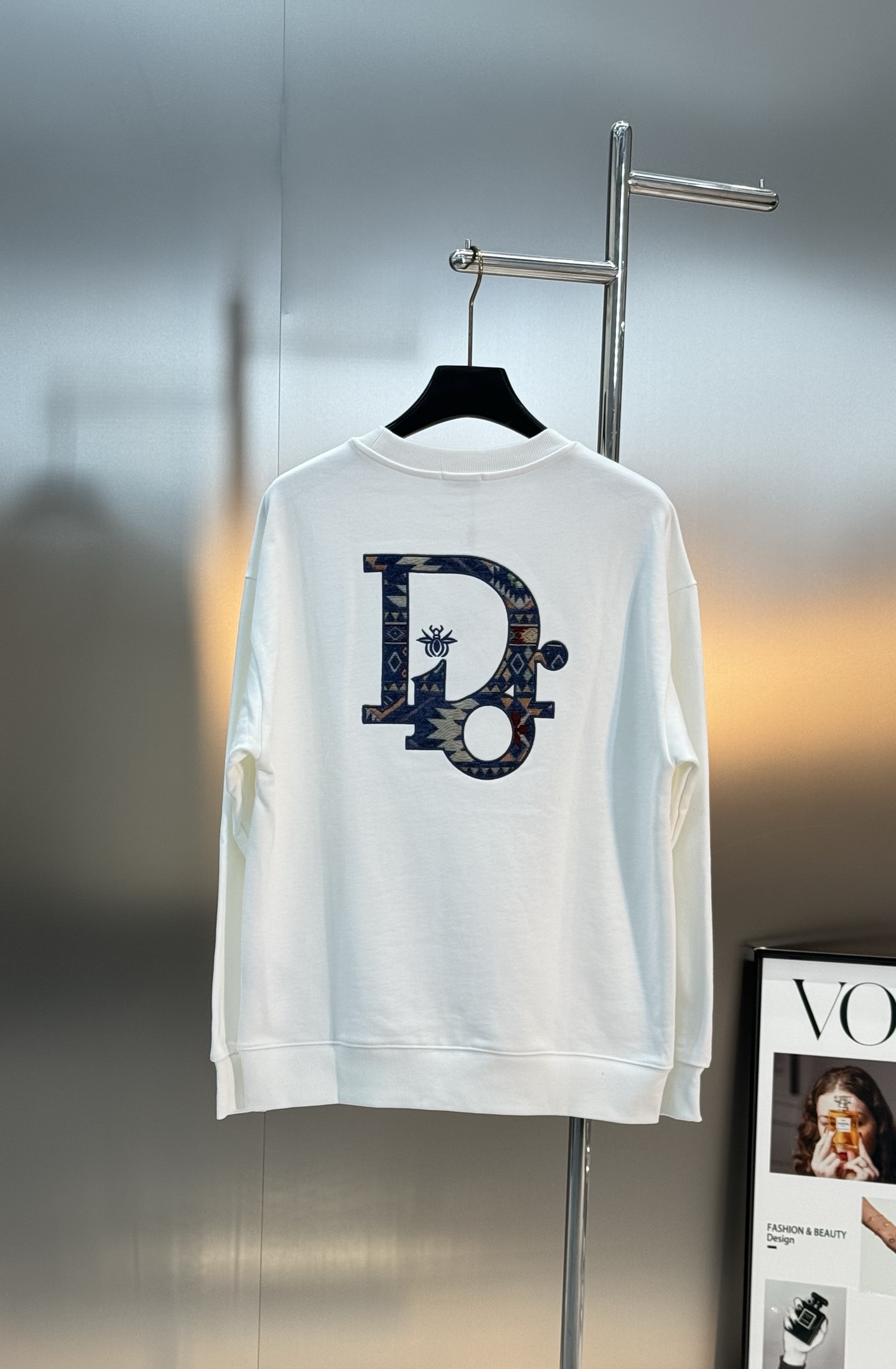 Dior Embroidered Letter Sweatshirt, Soft and Warm Cotton Fabric, Round Neck 9 i1760339999266 3204 0 7