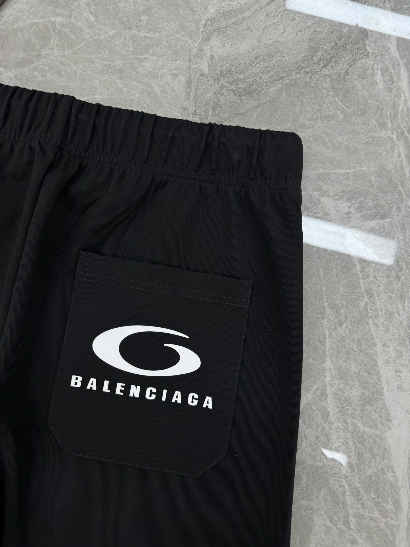 Balenciaga Paris Straight-Leg Lounge Pants - Comfortable & Stylish 10 i1760444181936 4080 0 8