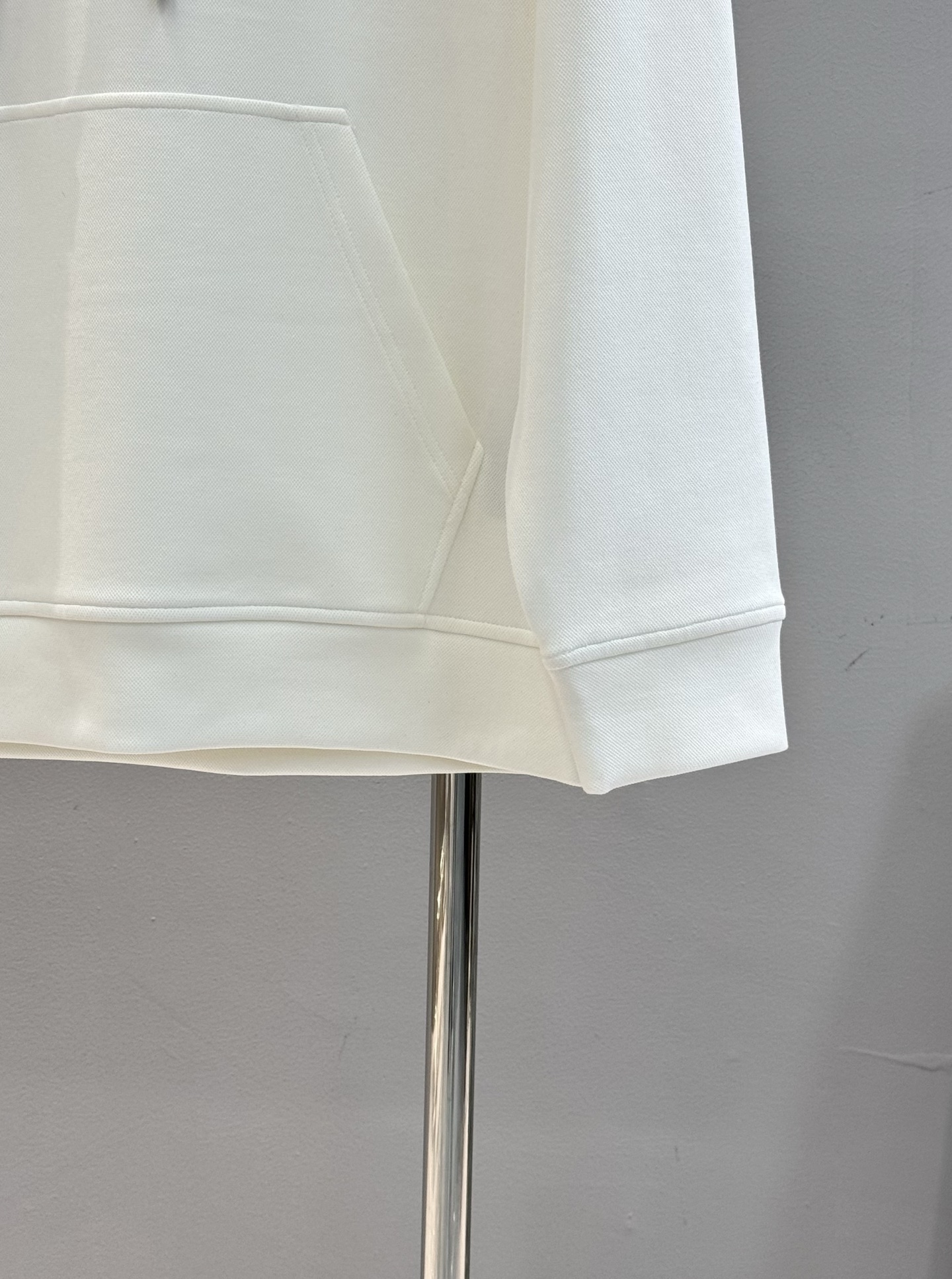 Z Zegna杰尼亚25s新款连帽卫衣.胸口品牌的解构风字母发泡🧼立体烫画工艺.甄选天丝面料柔软舒适.采