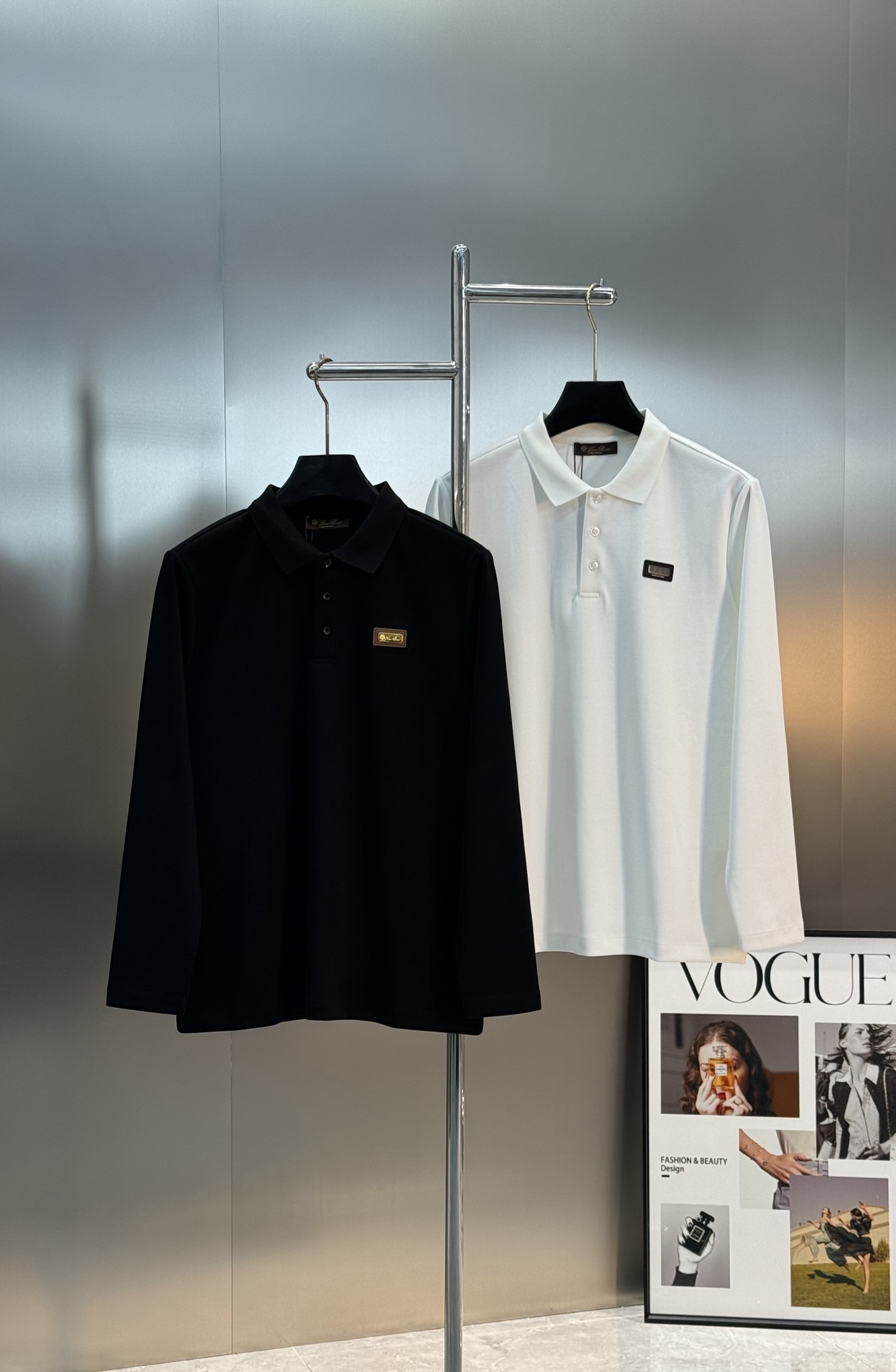 Loro Piana诺悠翩雅 25s秋冬新款男士休闲POLO.采用最新的经典的lP🆕原版五金打造的标识！