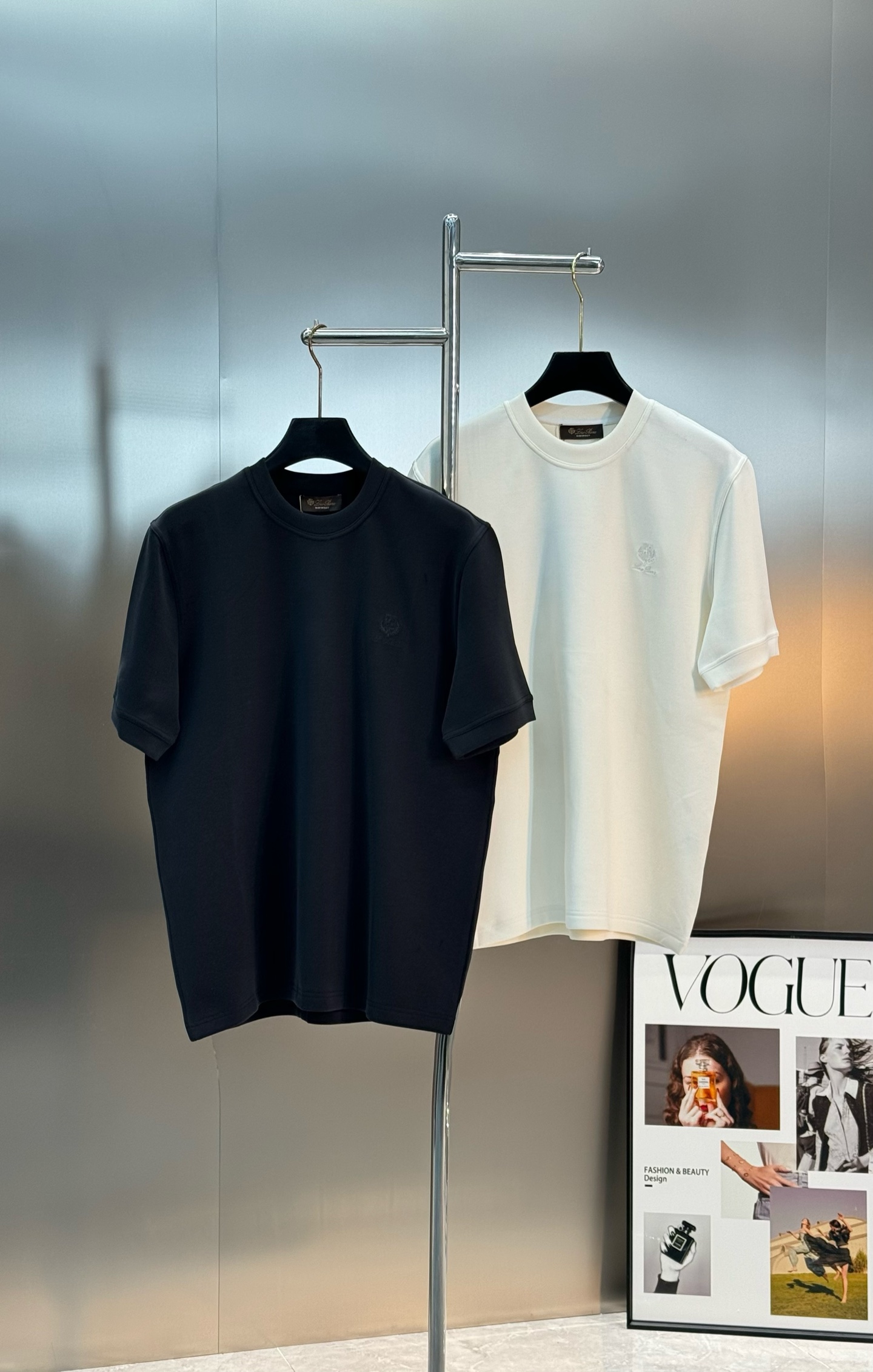 Loro Piana诺悠翩雅25s秋冬T恤.加绒款设计🔥 意大利奢侈品牌Loro Piana出品，Lor