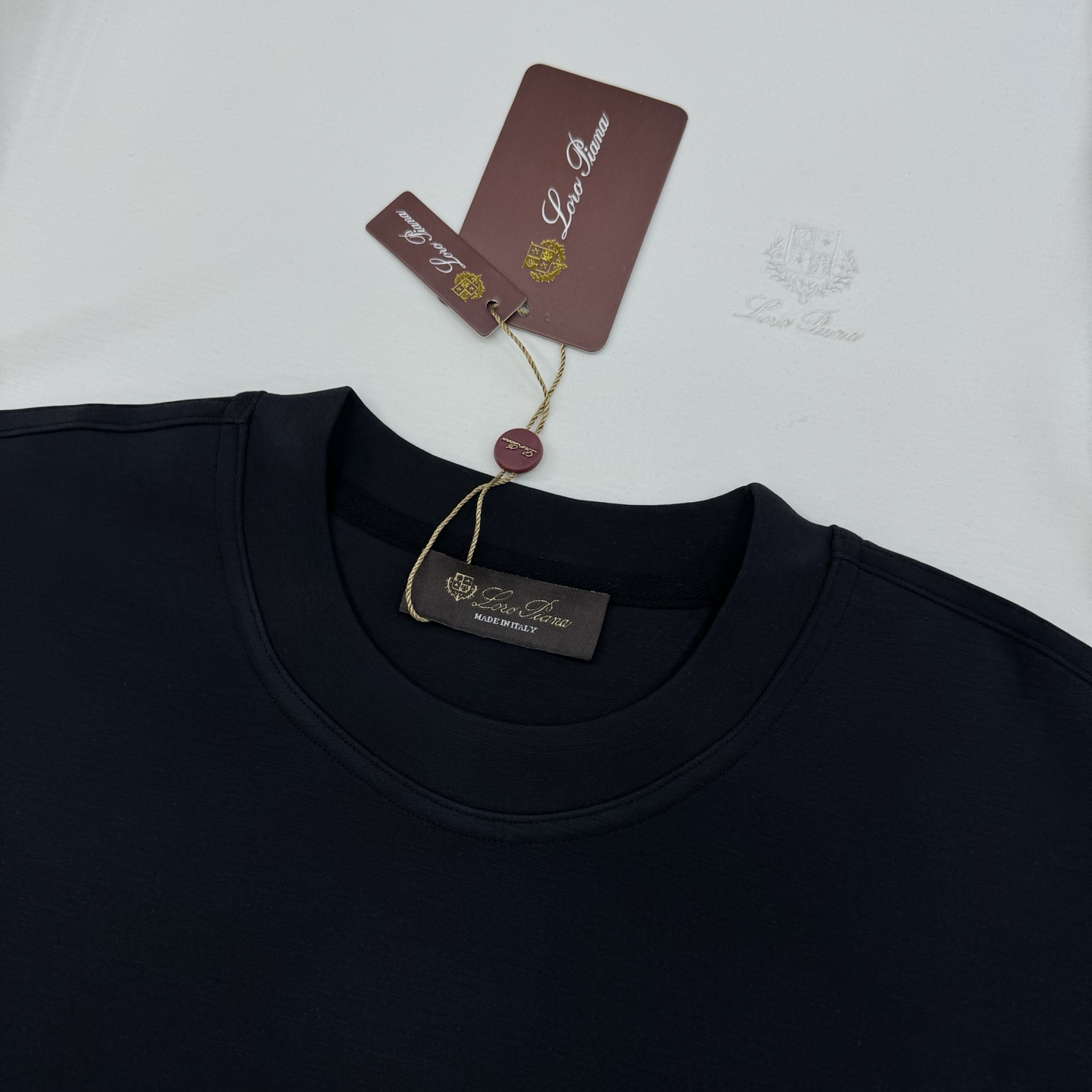 Loro Piana诺悠翩雅25s秋冬T恤.加绒款设计🔥 意大利奢侈品牌Loro Piana出品，Lor