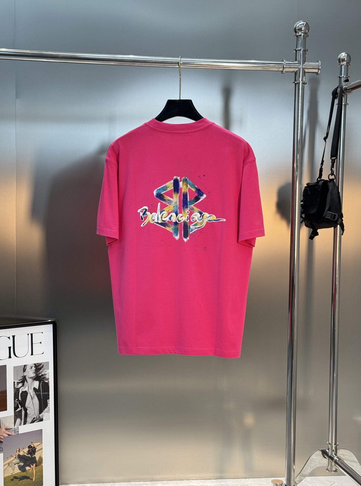 Balenciaga巴黎世家25s新款潮牌T恤.采用独家定制面料，柔软透气超舒服!双面彩色喷色Logo，