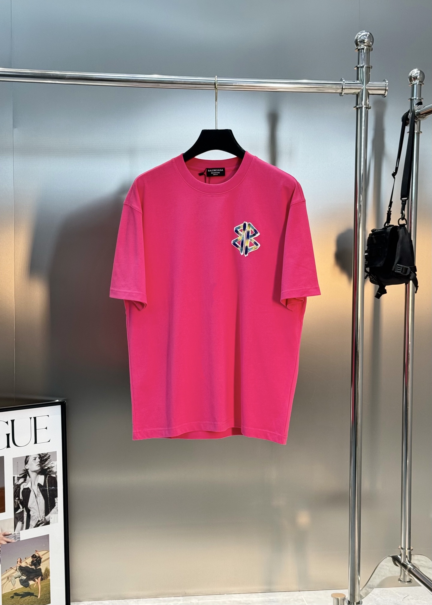 Balenciaga巴黎世家25s新款潮牌T恤.采用独家定制面料，柔软透气超舒服!双面彩色喷色Logo，