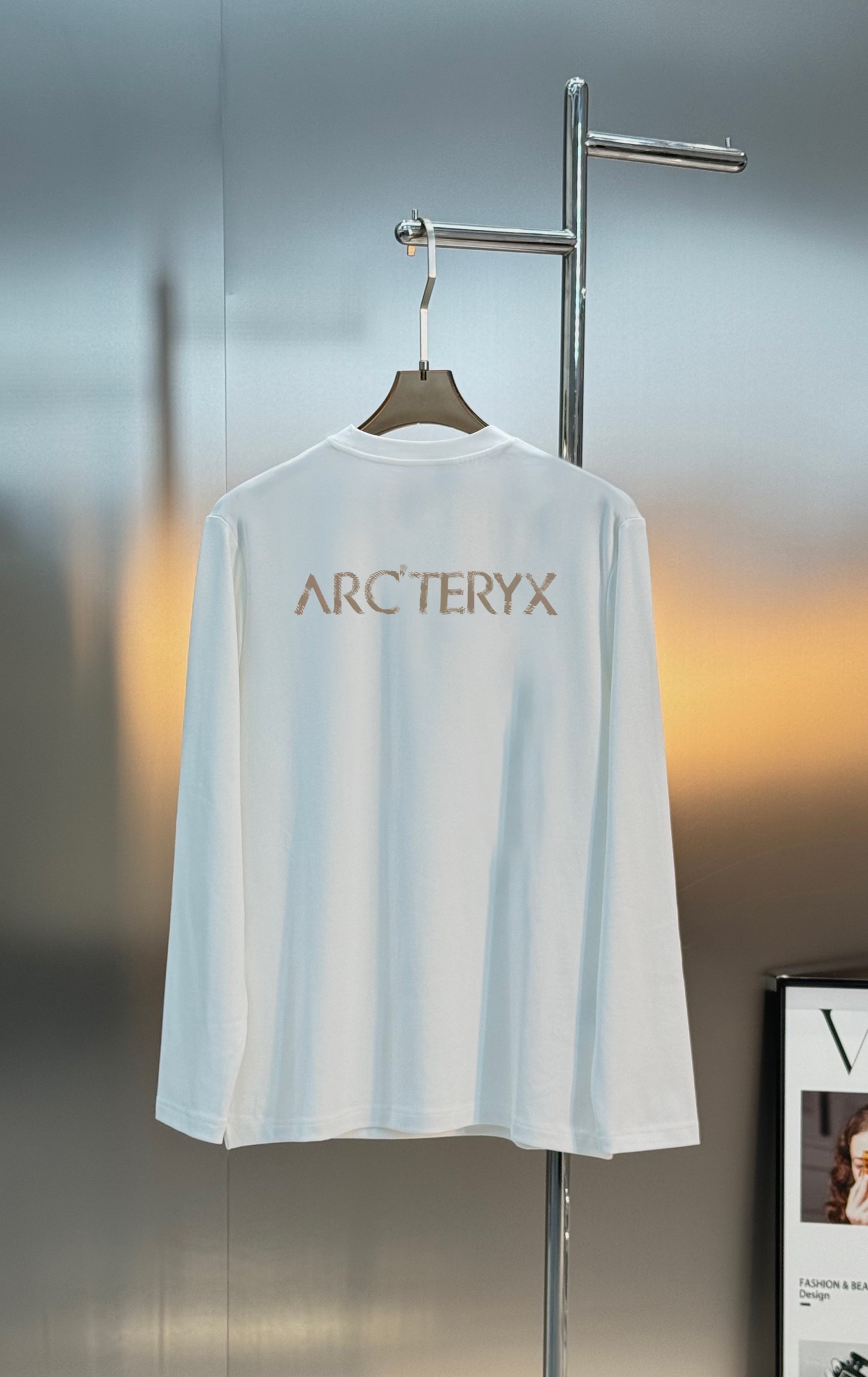 ARC'TERY*始祖-鸟25s新款莫代尔长袖T恤.优选300g莫代尔棉质面料，柔软舒适.裁剪工艺到位没