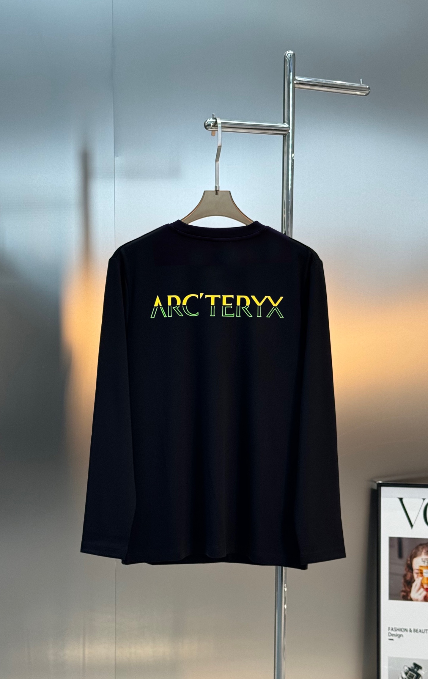 ARC'TERY*始祖-鸟25s新款莫代尔长袖T恤.优选300g莫代尔棉质面料，柔软舒适.裁剪工艺到位没