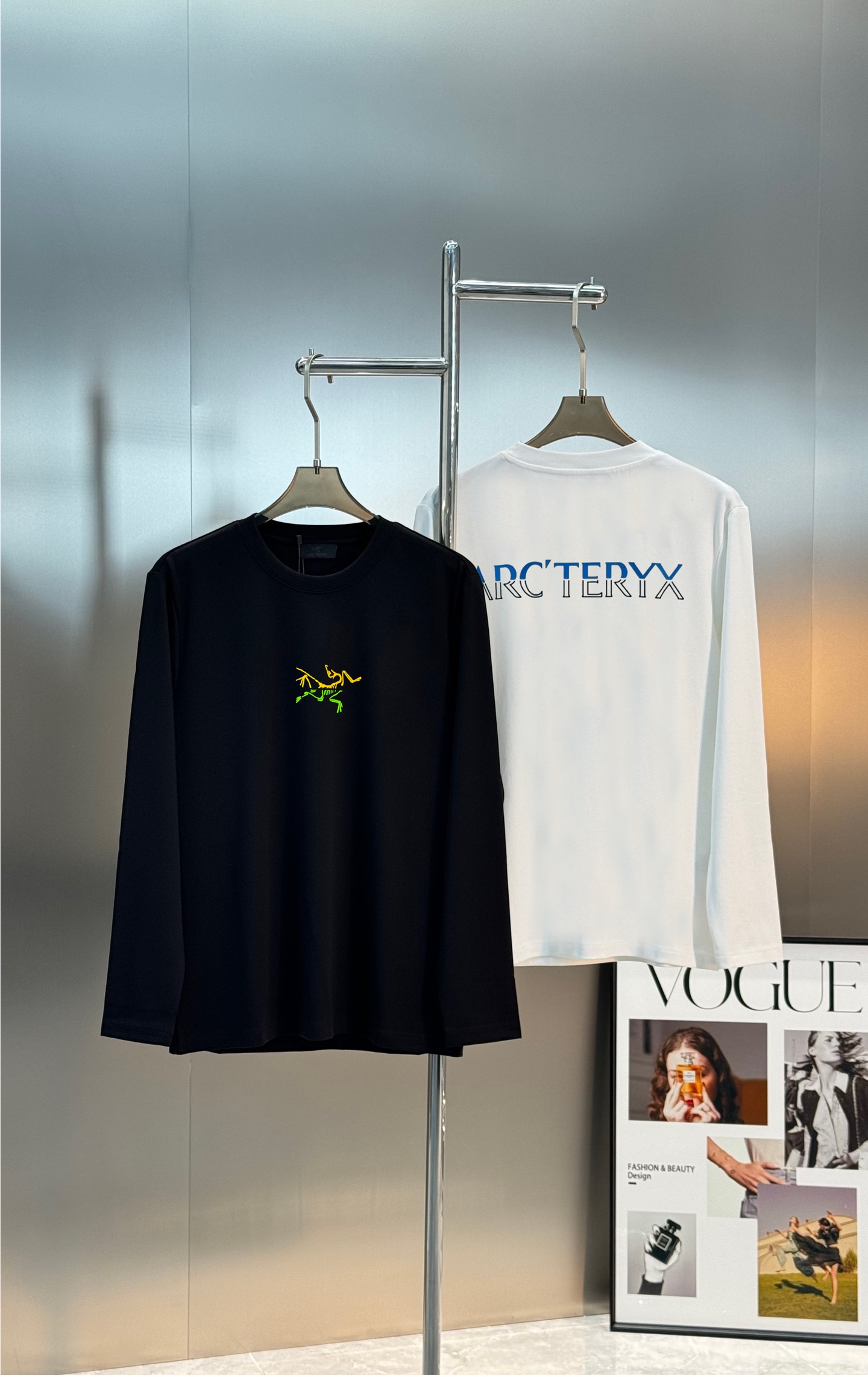 ARC'TERY*始祖-鸟25s新款莫代尔长袖T恤.优选300g莫代尔棉质面料，柔软舒适.裁剪工艺到位没