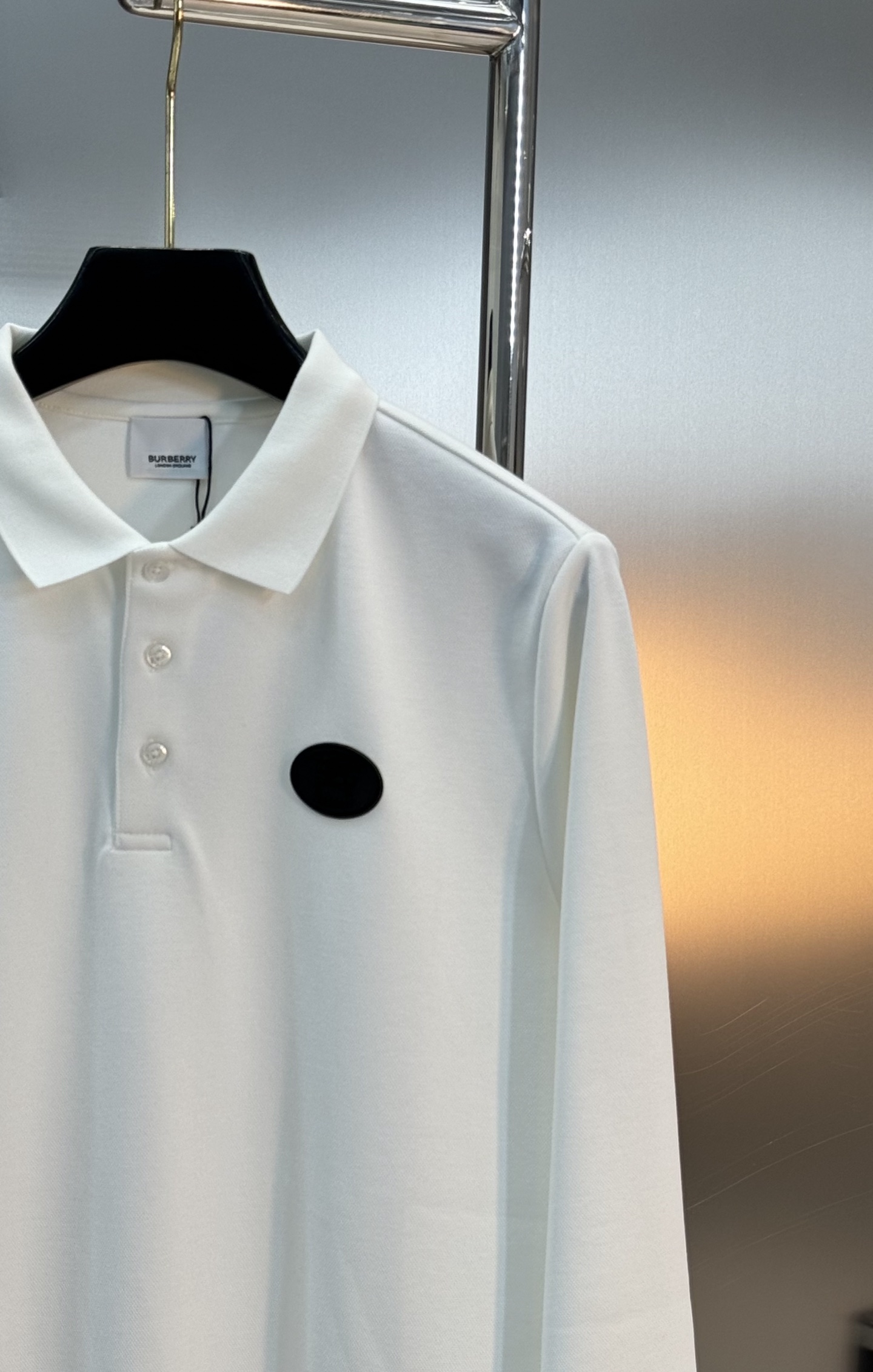 BBR巴宝莉2025s秋冬新款男士长袖翻领Polo衫！简约时尚大气不失优雅，单穿内搭体面过人，品质控/细