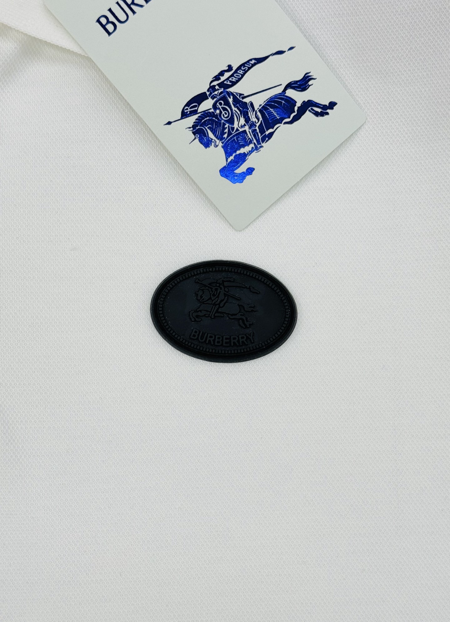 BBR巴宝莉2025s秋冬新款男士长袖翻领Polo衫！简约时尚大气不失优雅，单穿内搭体面过人，品质控/细