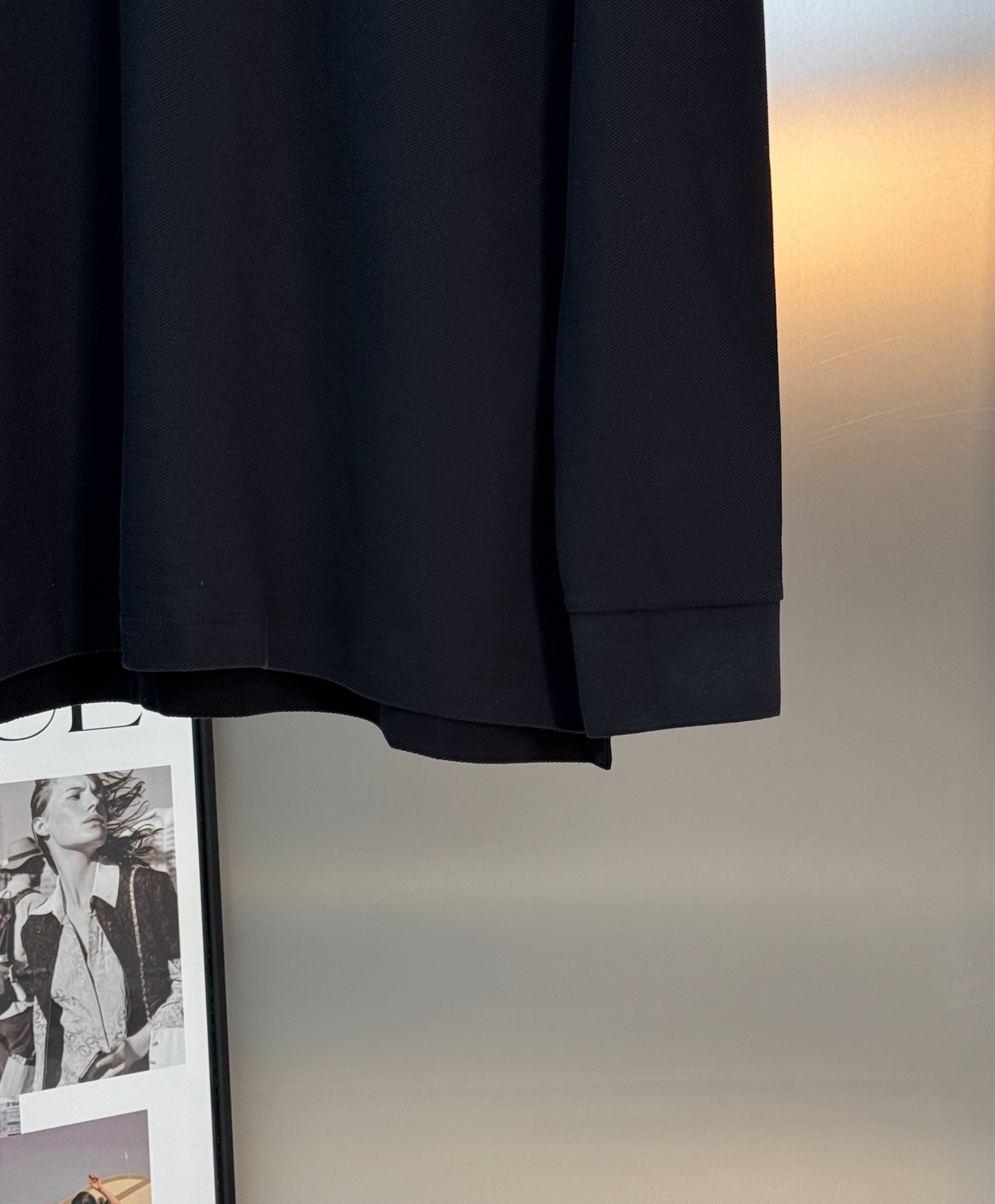 Burberry经典珠地棉刺绣Polo衫，秋冬长袖款推荐❤️胸前战马徽标低调精致，低调又高级!细节满分.