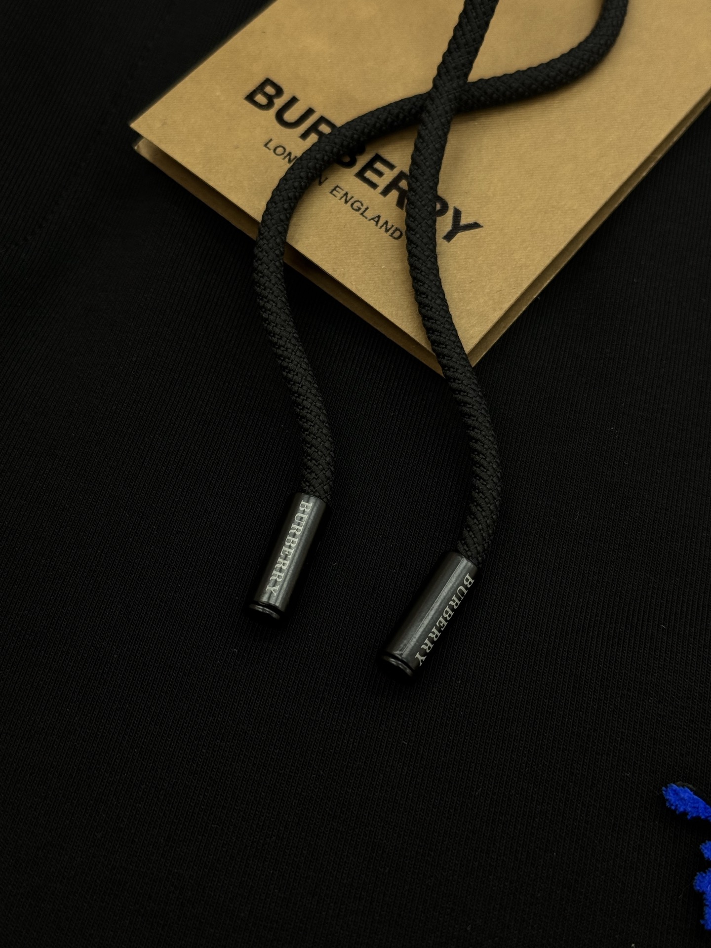 BBR巴宝莉25s男士休闲裤.两侧无缝设计.口袋下方品牌战马植绒立体图形工艺.新品蓝色战马.简单高级.面