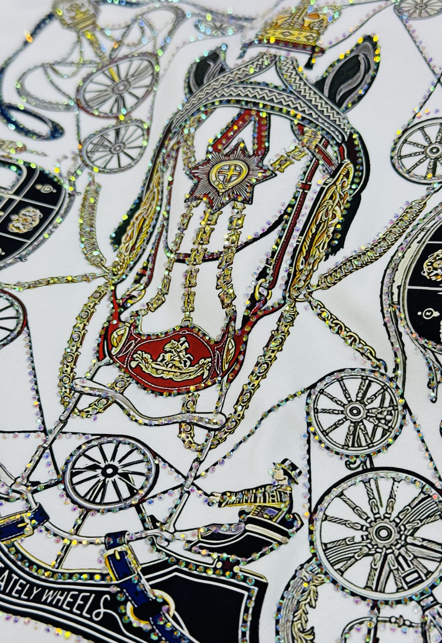 HERME*爱马*25s新款莫代尔长袖T恤.色彩搭配非常丰富.适合时尚街头潮流品牌图形搭配！规则型四方连